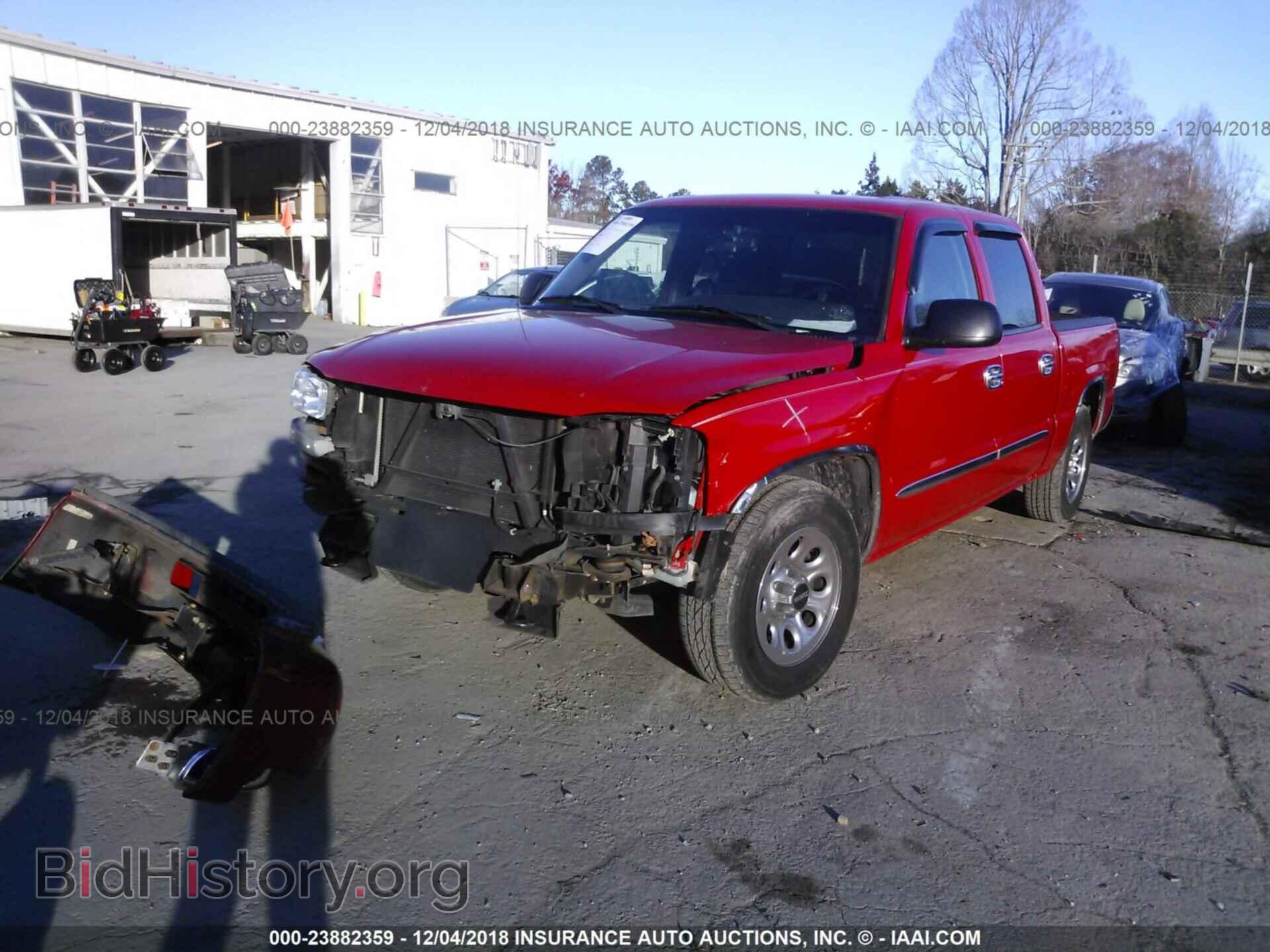 2007 GMC NEW SIERRA - VIN: 2GTEC13V971130979 - Фото 2