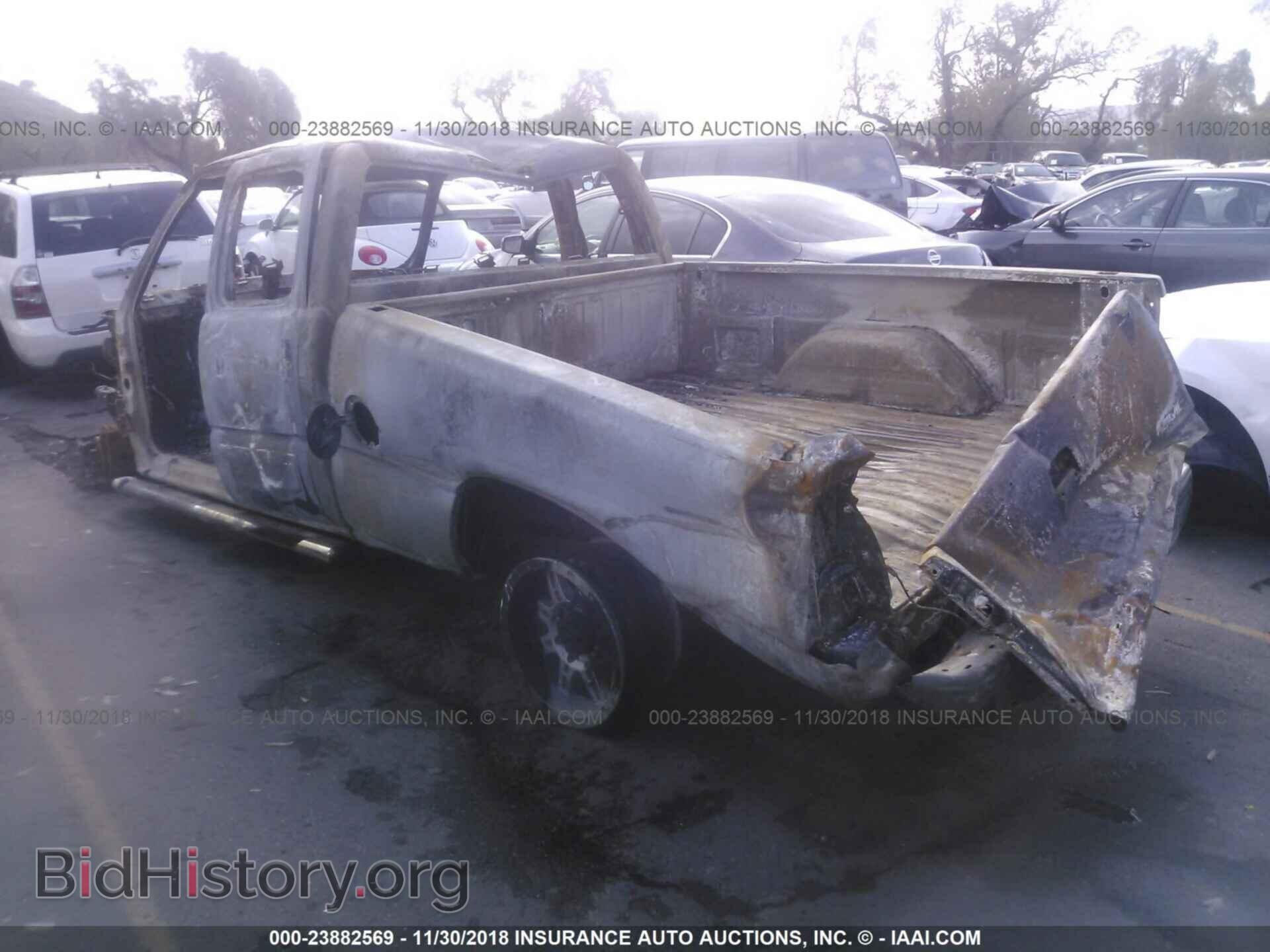 2003 GMC SIERRA - VIN: 1GTHC29113E156119 - Photo 3