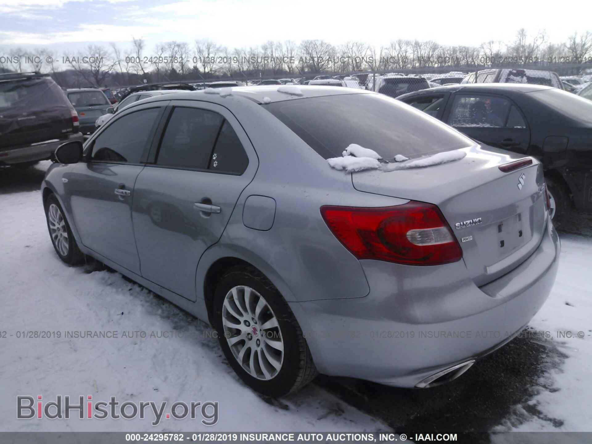 2010 SUZUKI KIZASHI - VIN: JS2RF9A37A6101236 - Photo 3