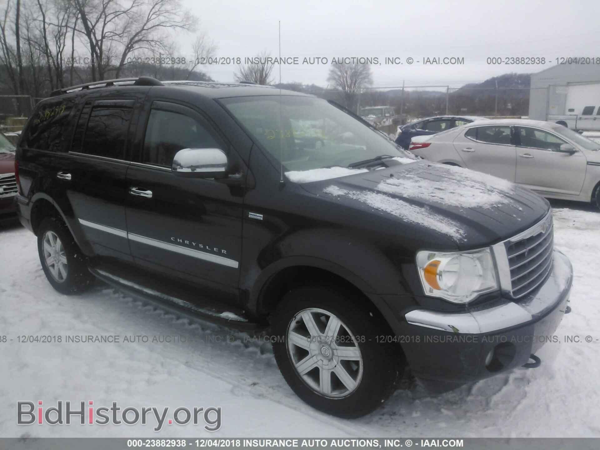 Photo 1A8HW58268F152242 - CHRYSLER ASPEN 2008