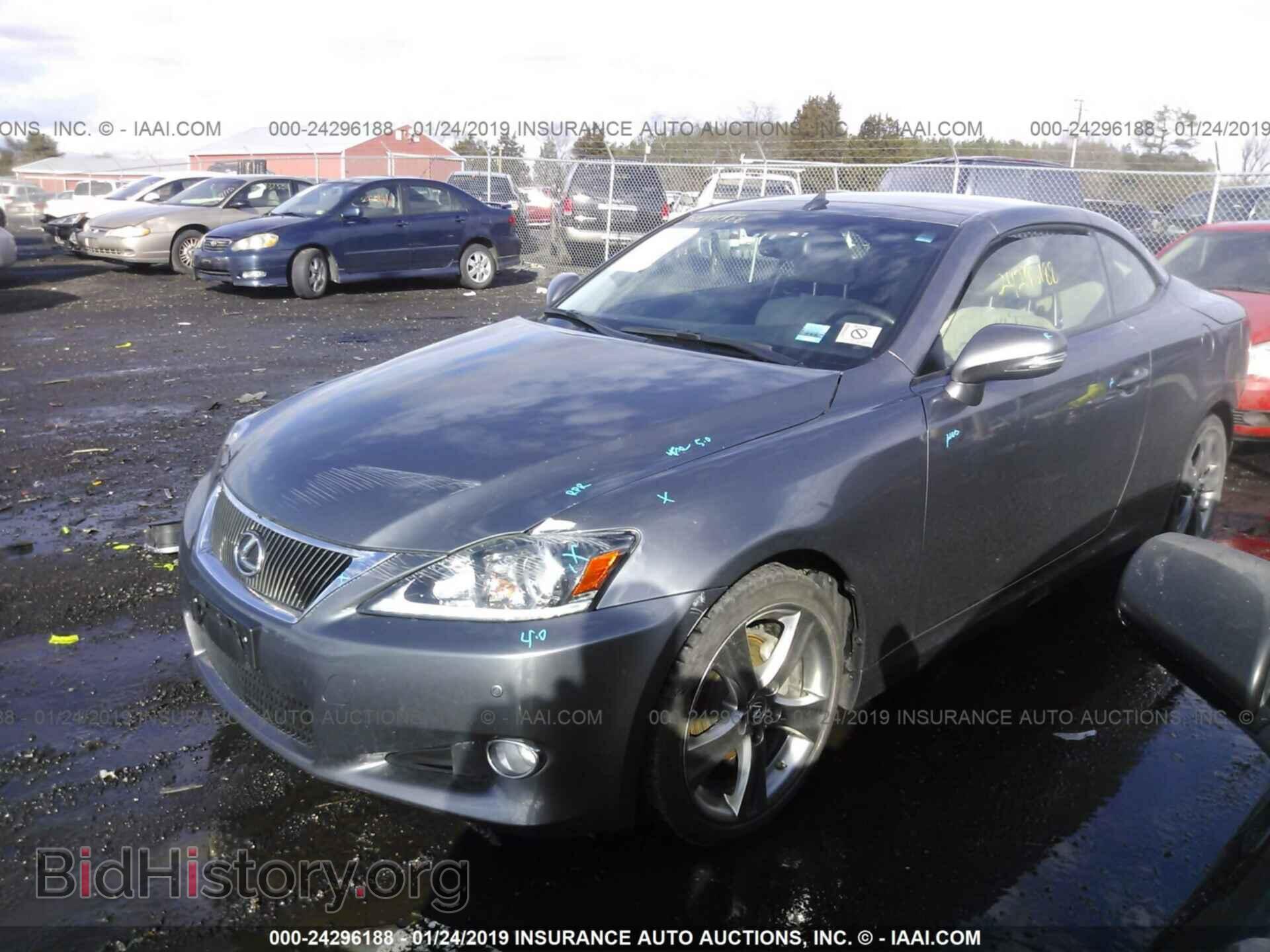 2013 LEXUS IS - VIN: JTHFF2C20D2527532 - Photo 2