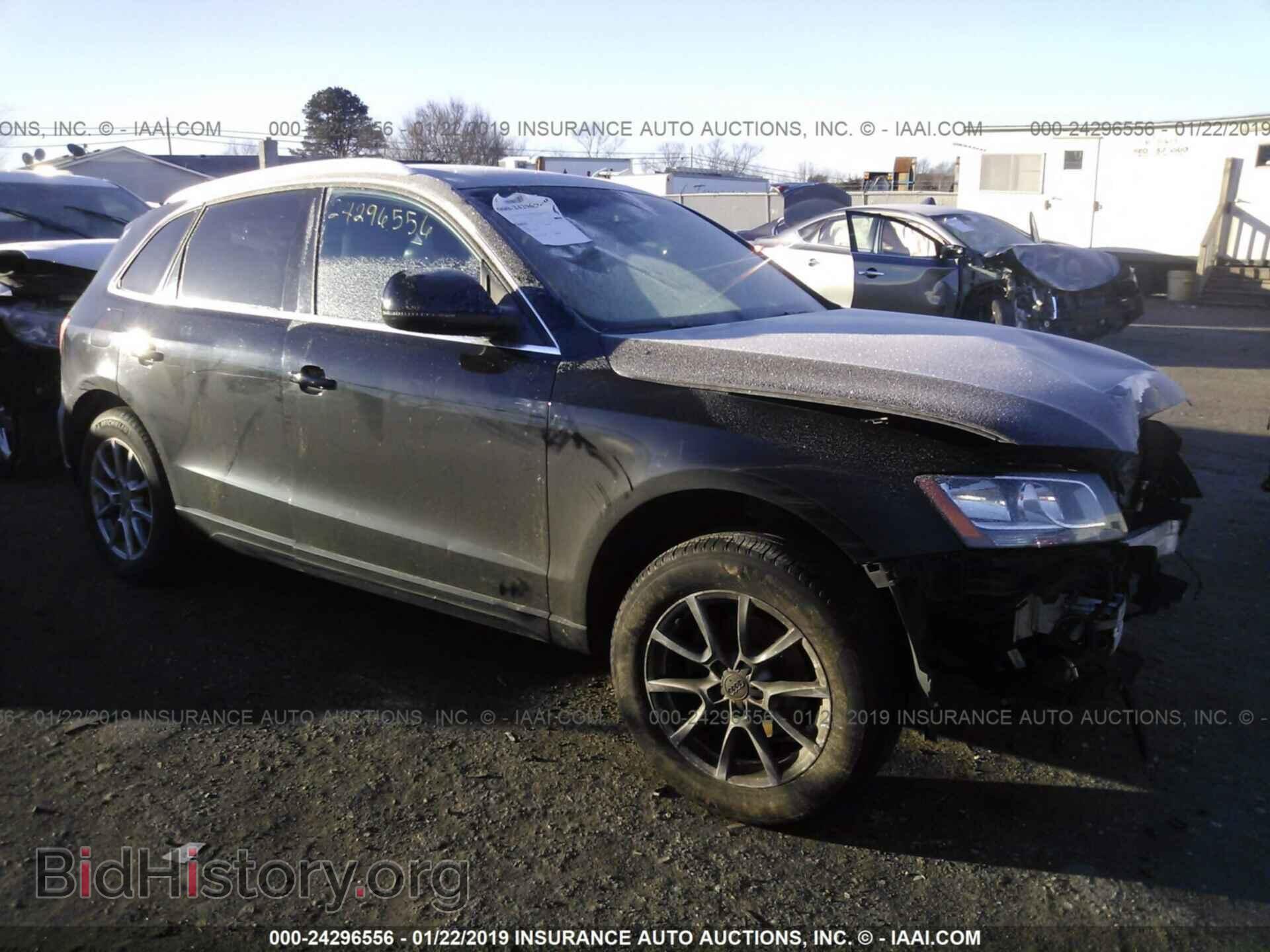Фотография WA1CFAFP7BA059558 - AUDI Q5 2011