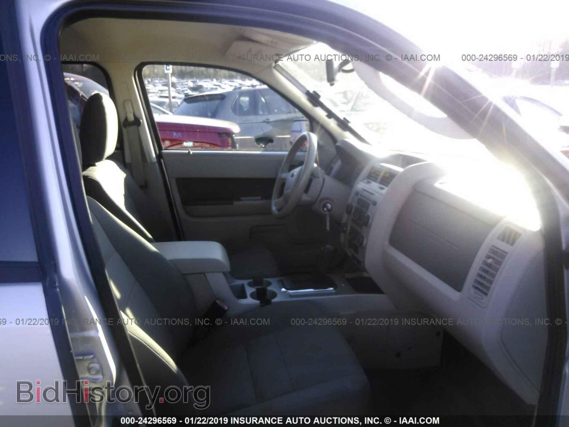 2009 FORD ESCAPE - VIN: 1FMCU03799KA92572 - Фото 8