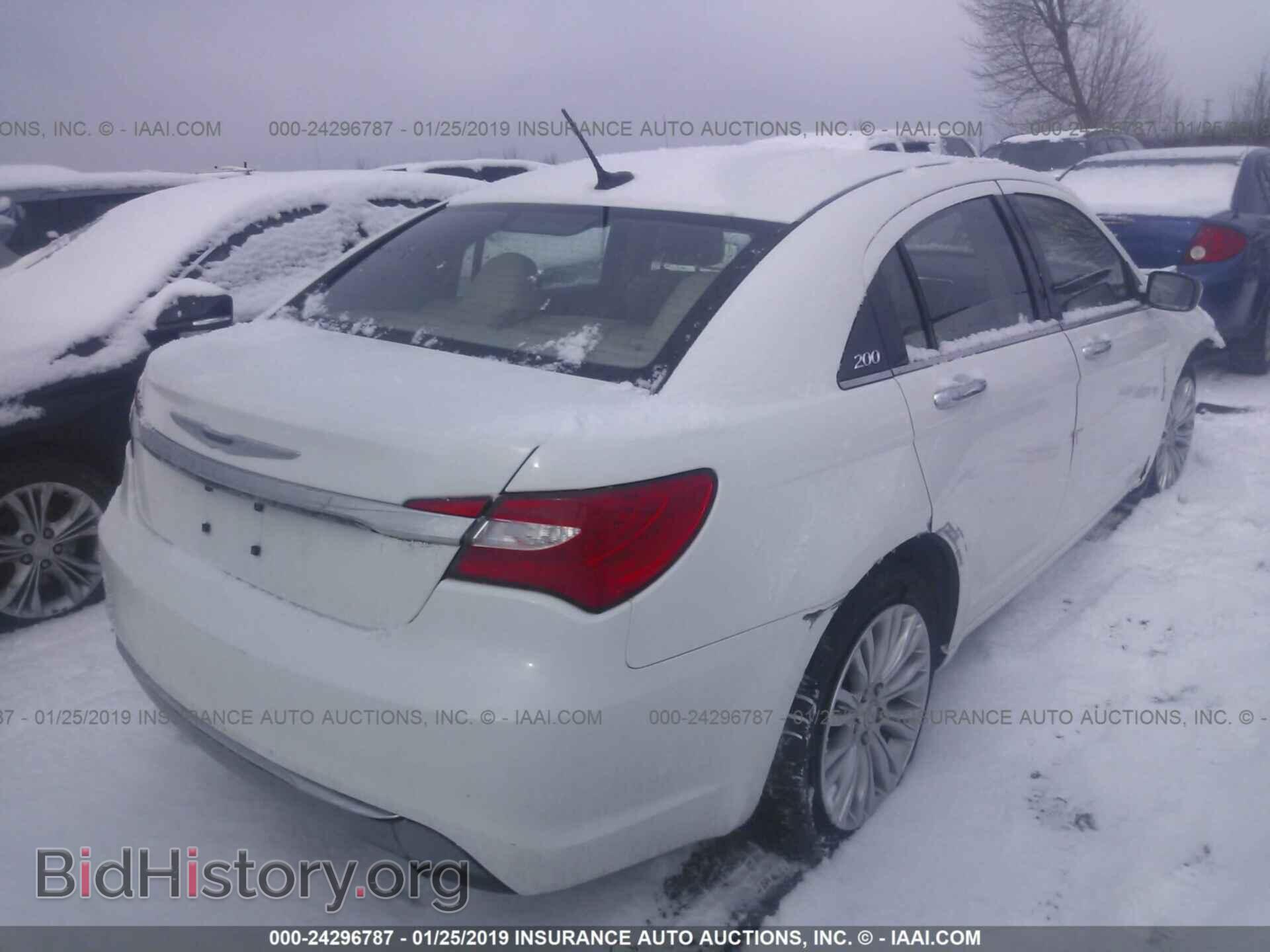 2012 CHRYSLER 200 - VIN: 1C3CCBCB3CN307669 - Фото 4