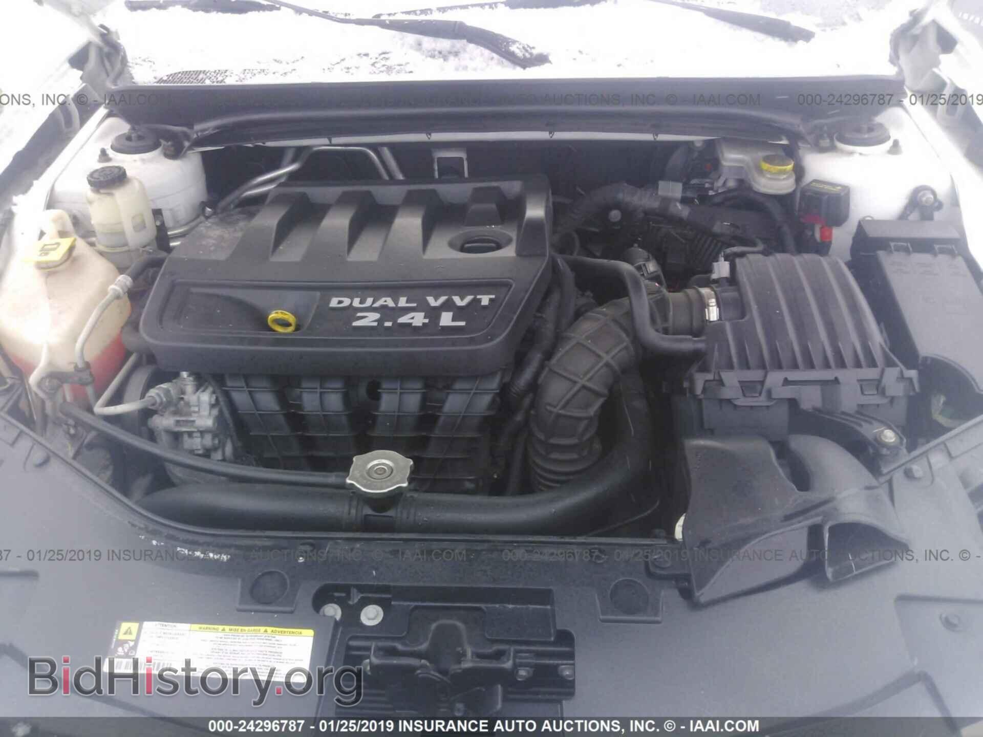 2012 CHRYSLER 200 - VIN: 1C3CCBCB3CN307669 - Фото 10