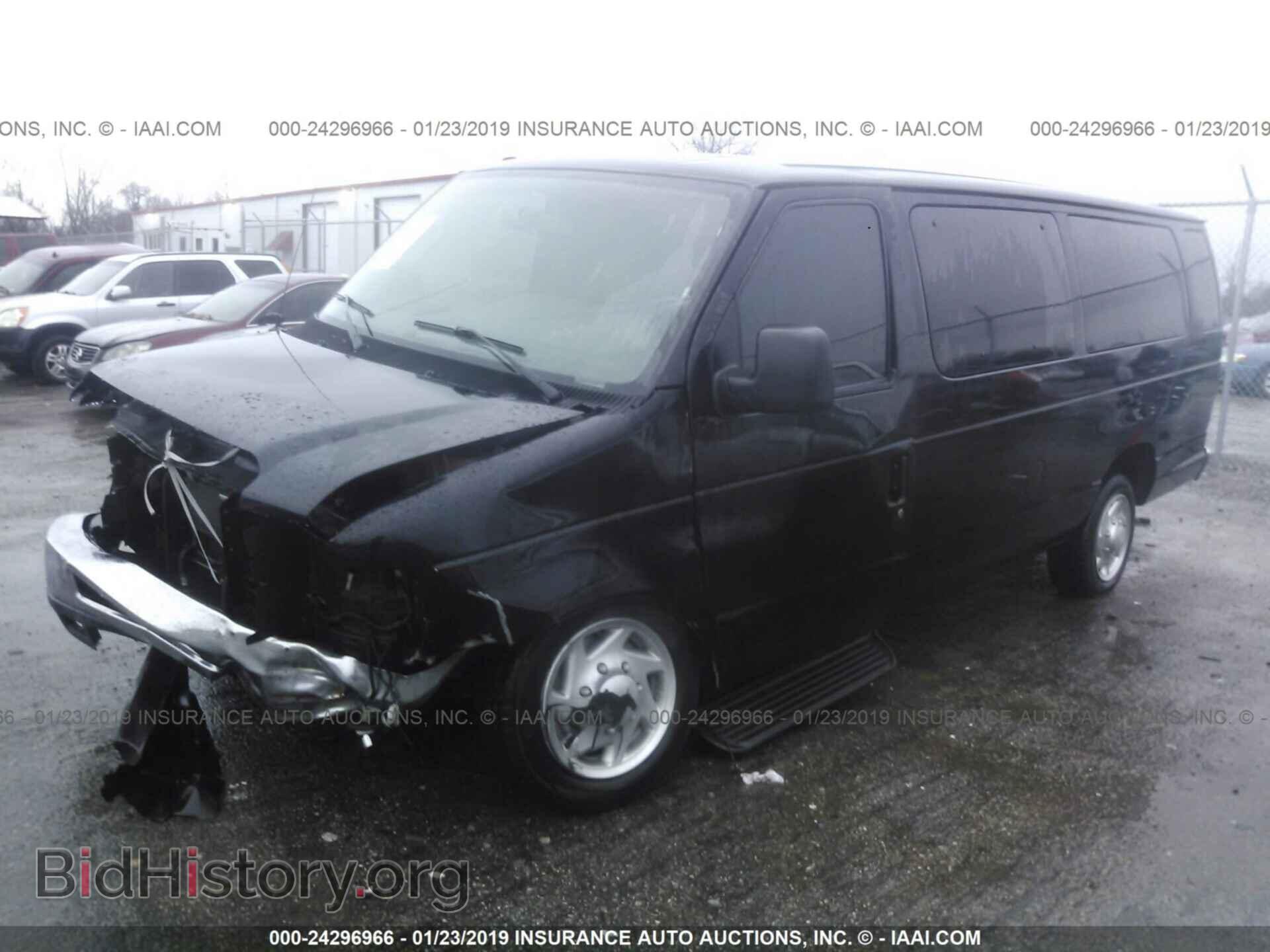 2011 FORD ECONOLINE - VIN: 1FBSS3BL7BDA33685 - Photo 2