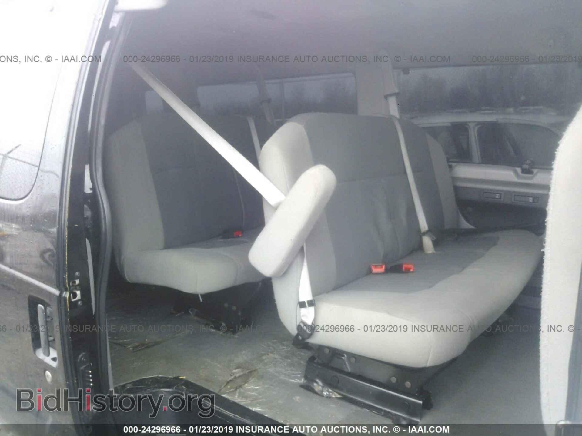2011 FORD ECONOLINE - VIN: 1FBSS3BL7BDA33685 - Photo 8