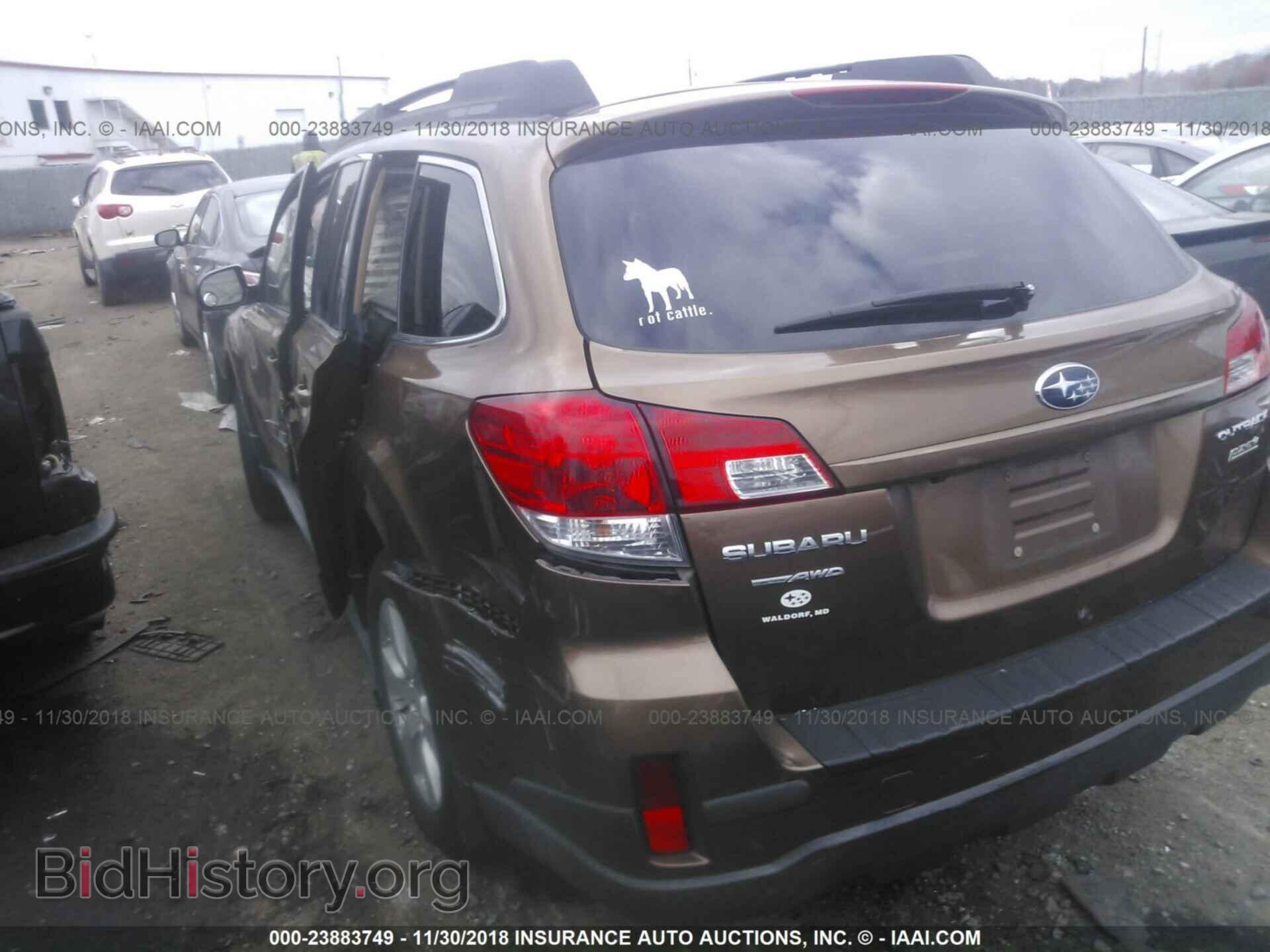 2011 SUBARU OUTBACK - VIN: 4S4BRBGC8B3330766 - Фото 3