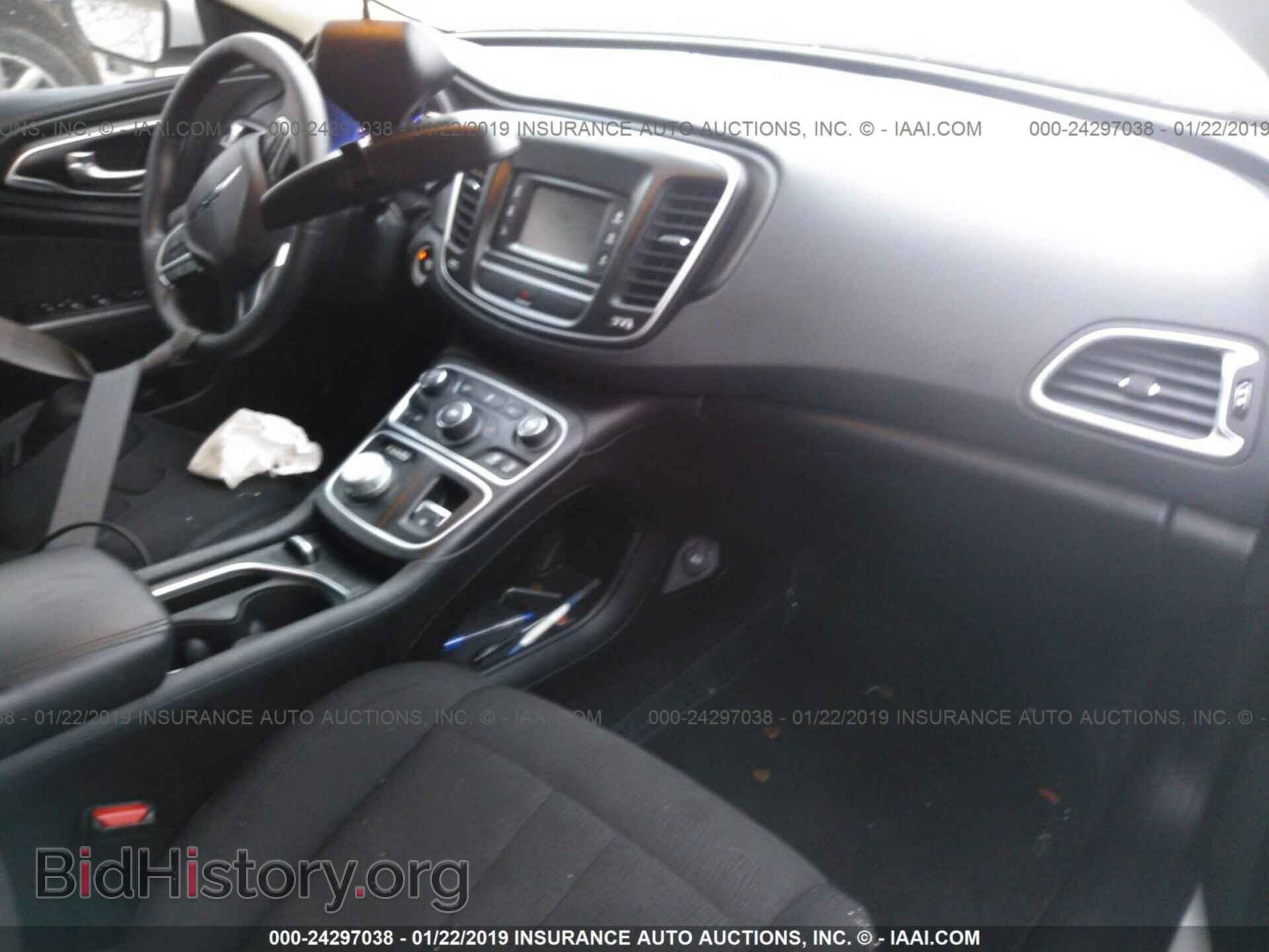 2016 CHRYSLER 200 - VIN: 1C3CCCFB4GN171463 - Фото 5