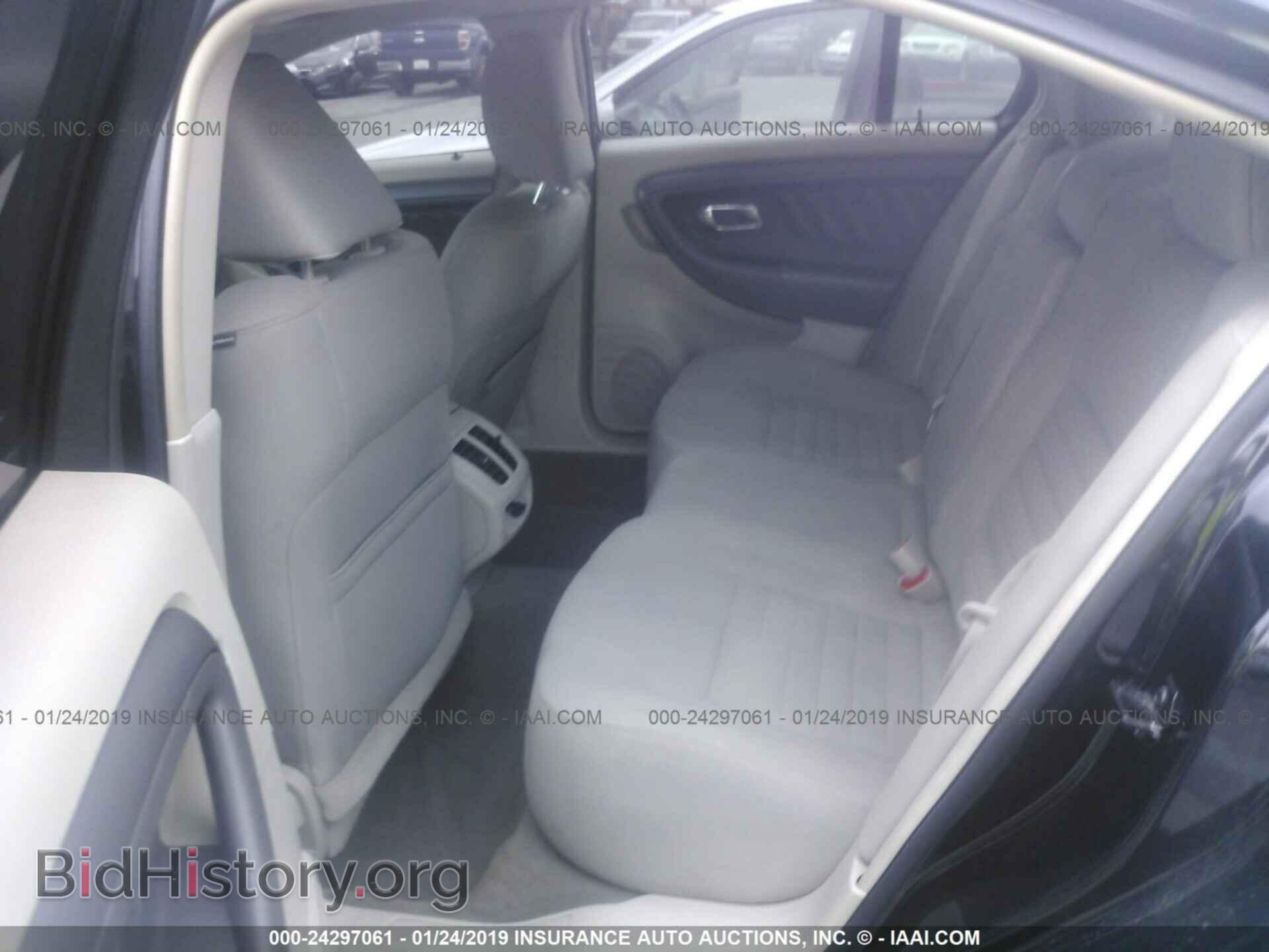 2011 FORD TAURUS - VIN: 1FAHP2DW0BG104710 - Фото 8