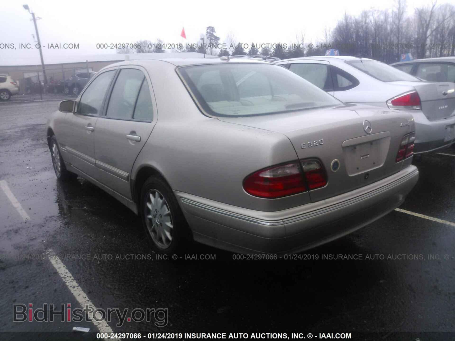2000 MERCEDES-BENZ E - VIN: WDBJF82J4YX032085 - Photo 3