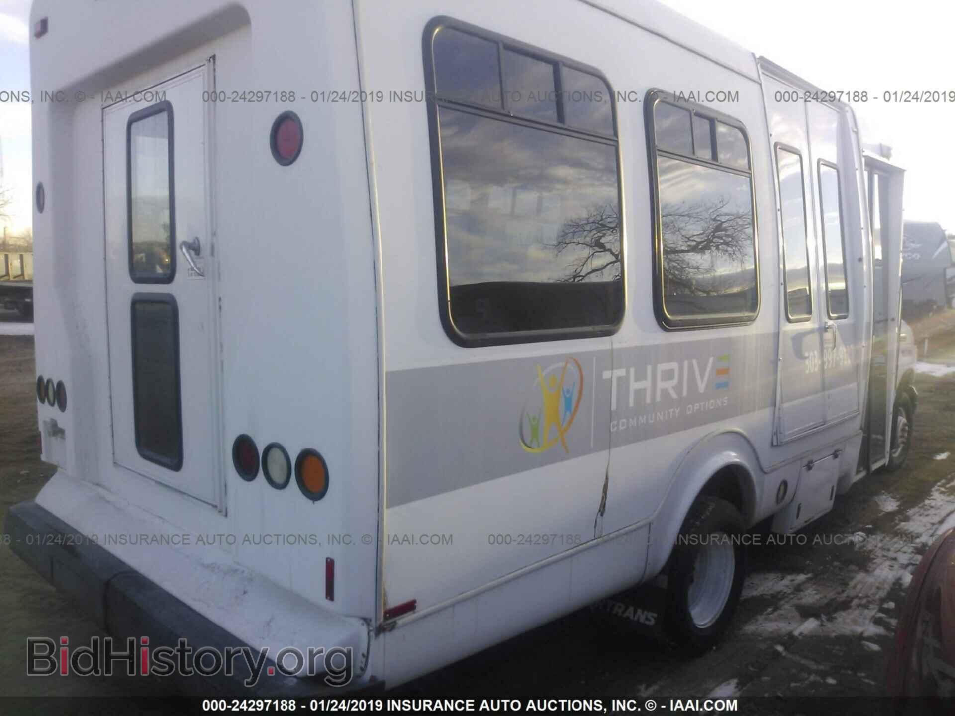 2006 FORD ECONOLINE - VIN: 1FDXE45S66HA35035 - Фото 4