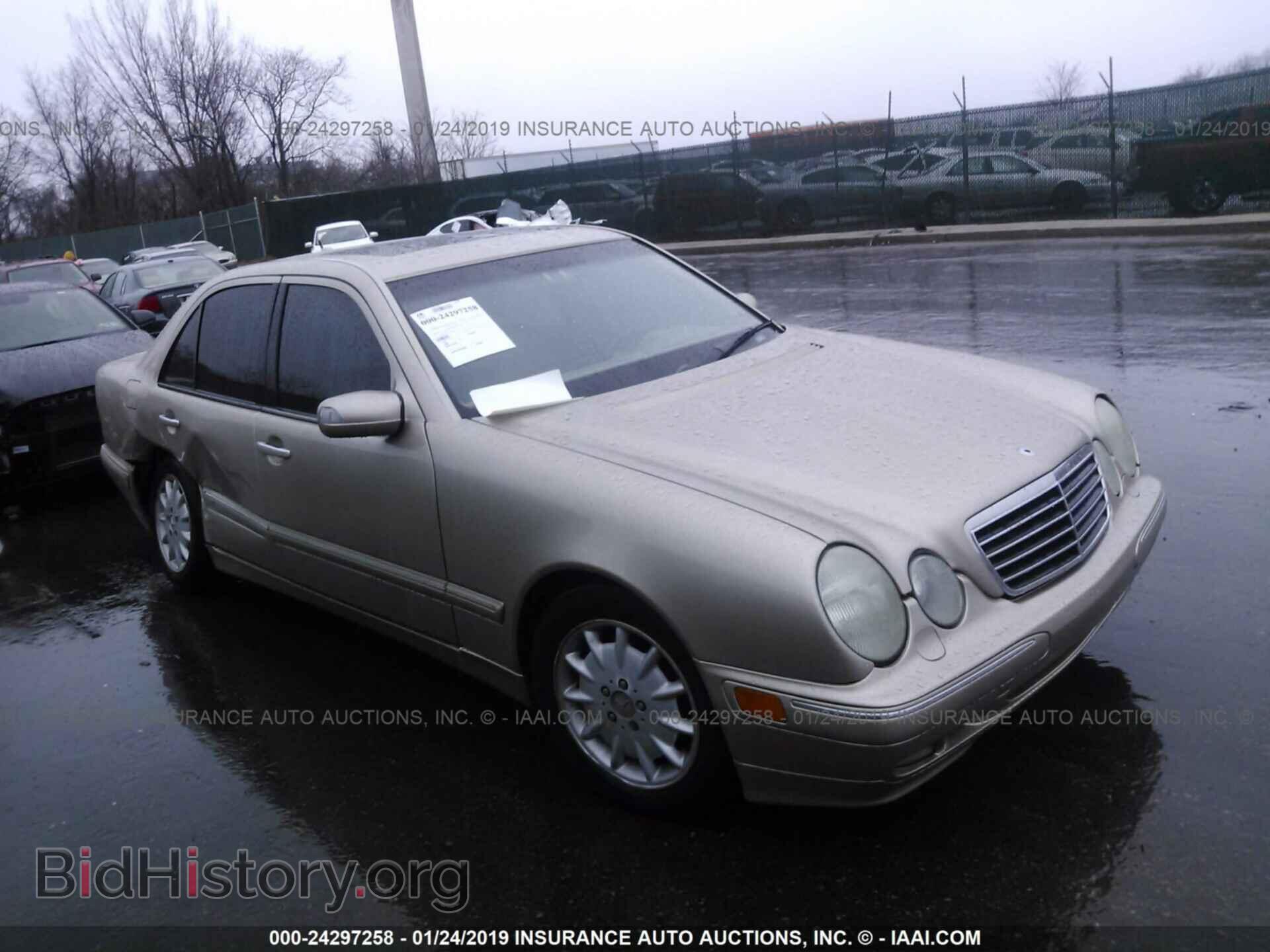 Фотография WDBJF65J3YB044628 - MERCEDES-BENZ E 2000