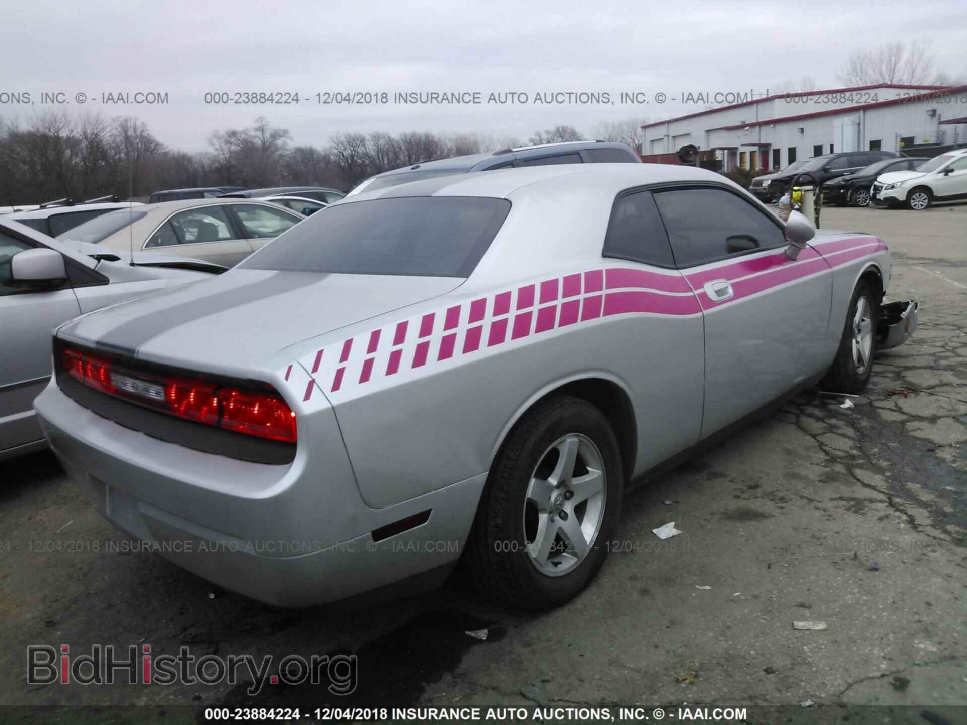 2010 DODGE CHALLENGER - VIN: 2B3CJ4DV0AH319419 - Photo 4