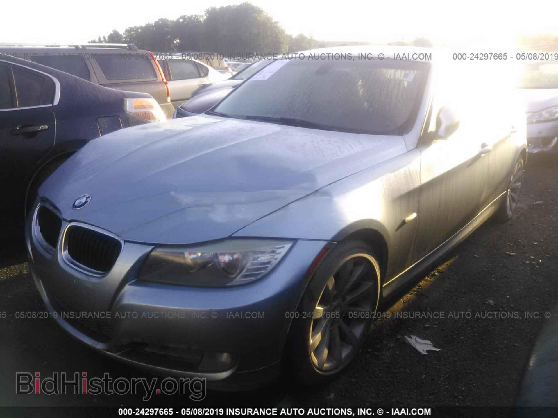 2011 BMW 328 - VIN: WBAPH7G59BNN02185 - Фото 2