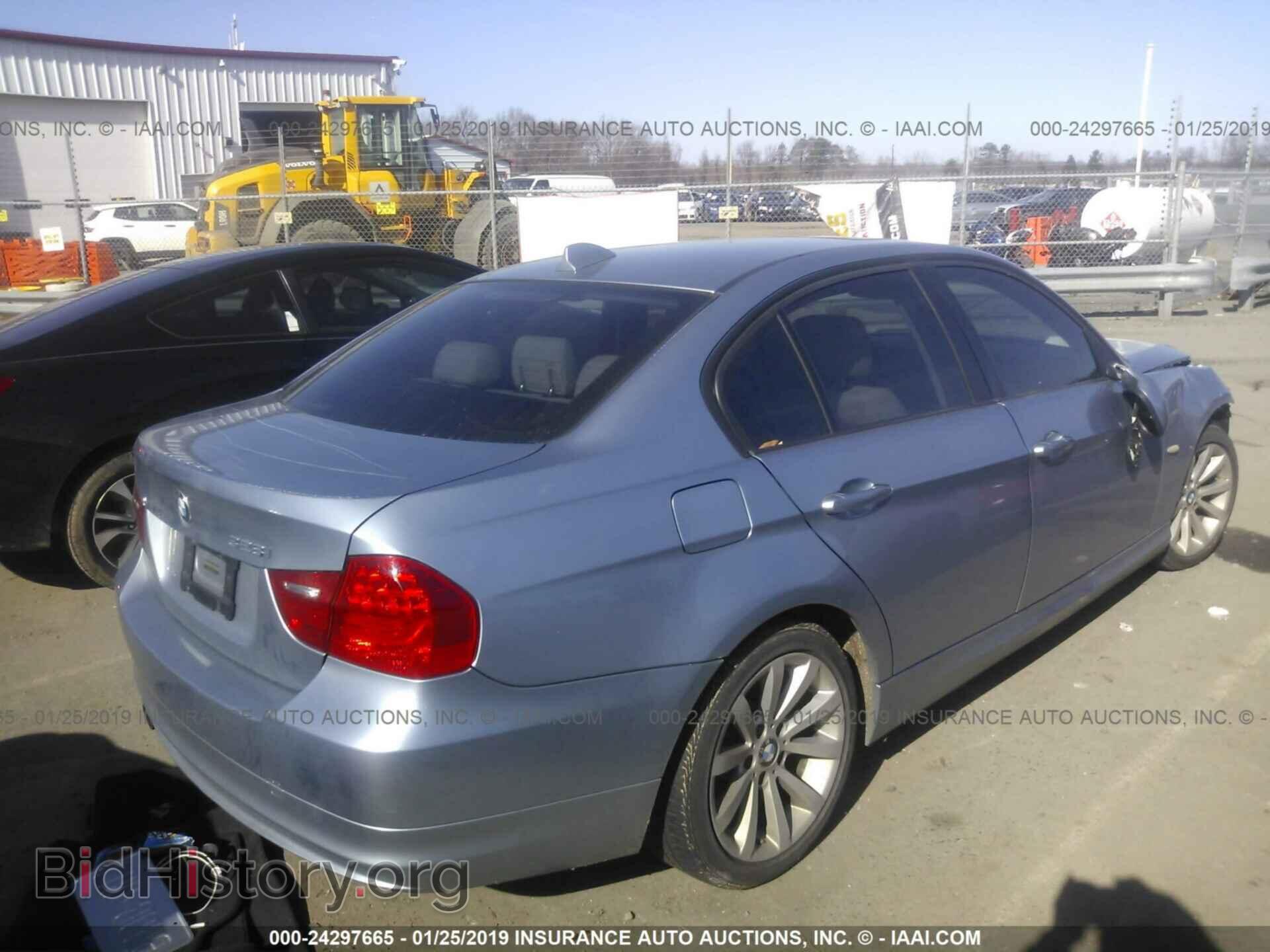 2011 BMW 328 - VIN: WBAPH7G59BNN02185 - Фото 4