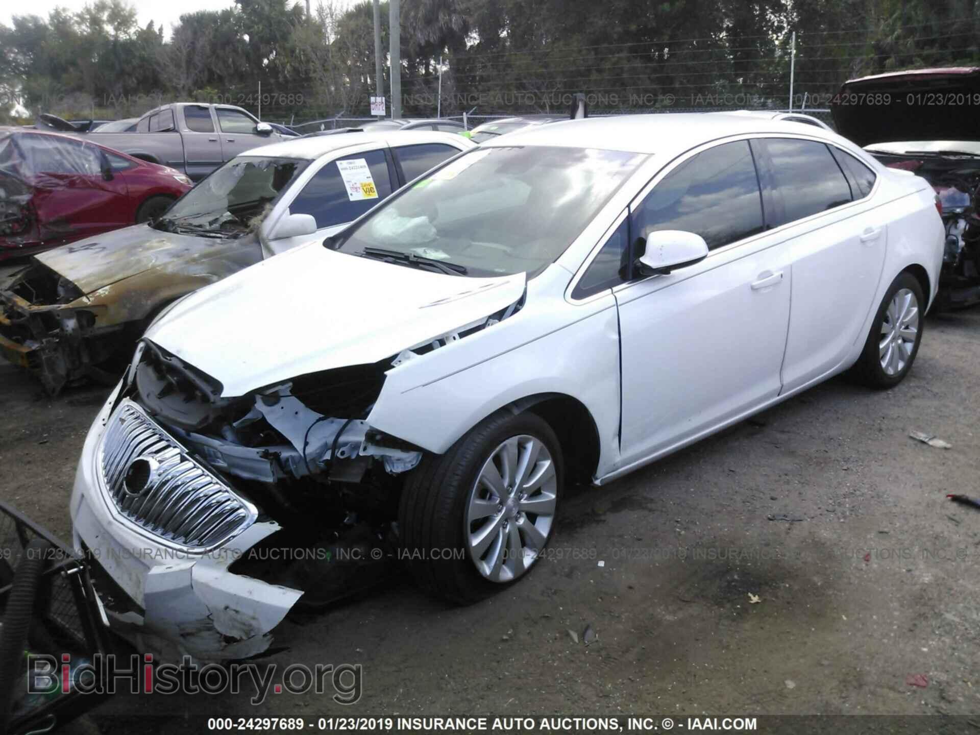 2011 BUICK LUCERNE - VIN: 1G4HA5EM7BU139736 - Фото 2
