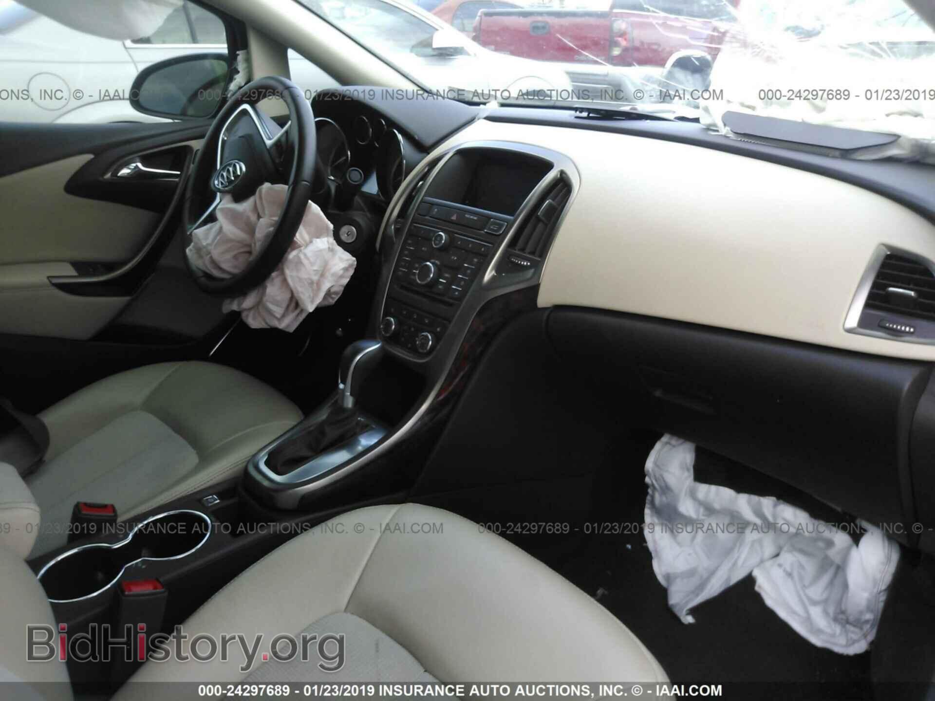2011 BUICK LUCERNE - VIN: 1G4HA5EM7BU139736 - Фото 5