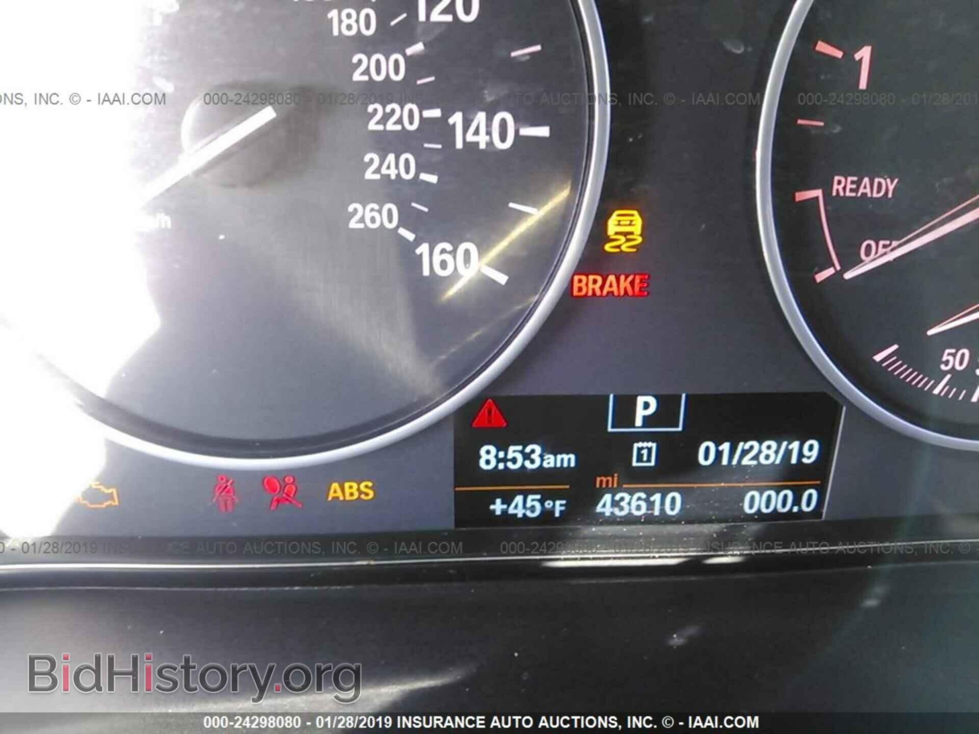 2016 BMW 320 - VIN: WBA8E1G53GNU12435 - Photo 7