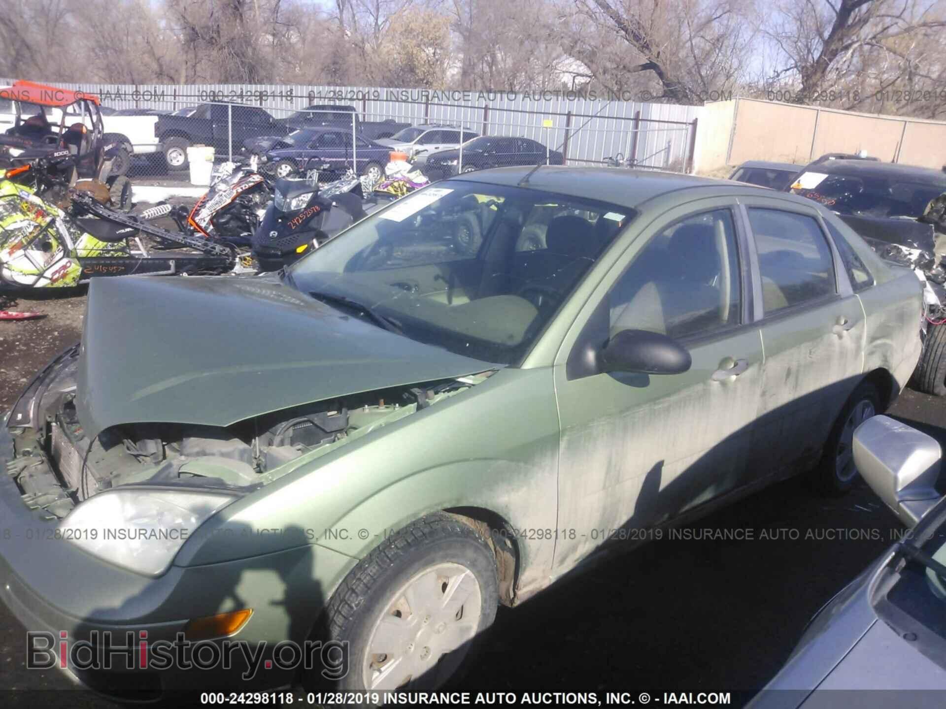 2007 FORD FOCUS - VIN: 1FAHP34N47W342277 - Фото 2