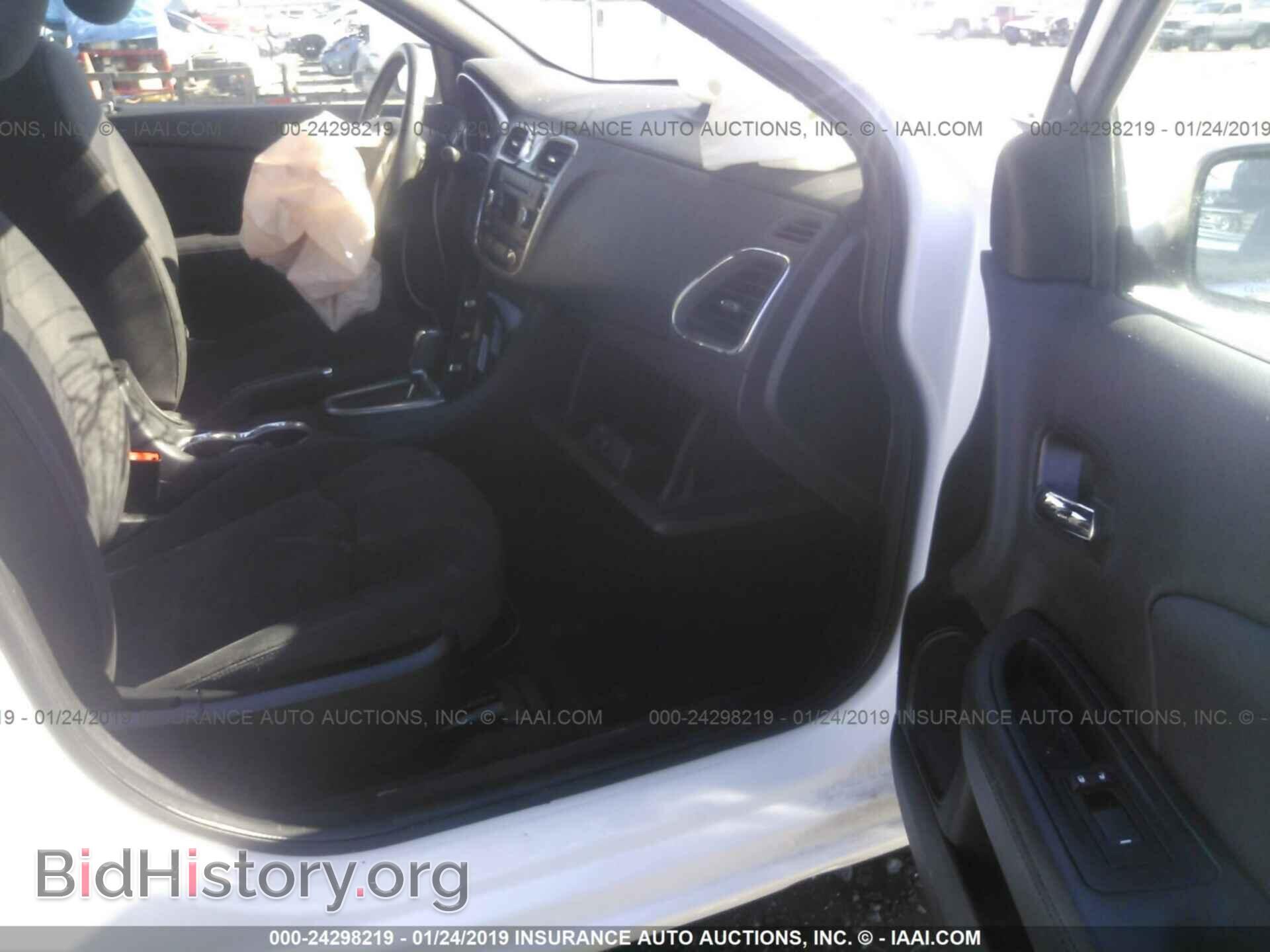 2013 CHRYSLER 200 - VIN: 1C3CCBBB6DN594752 - Photo 5