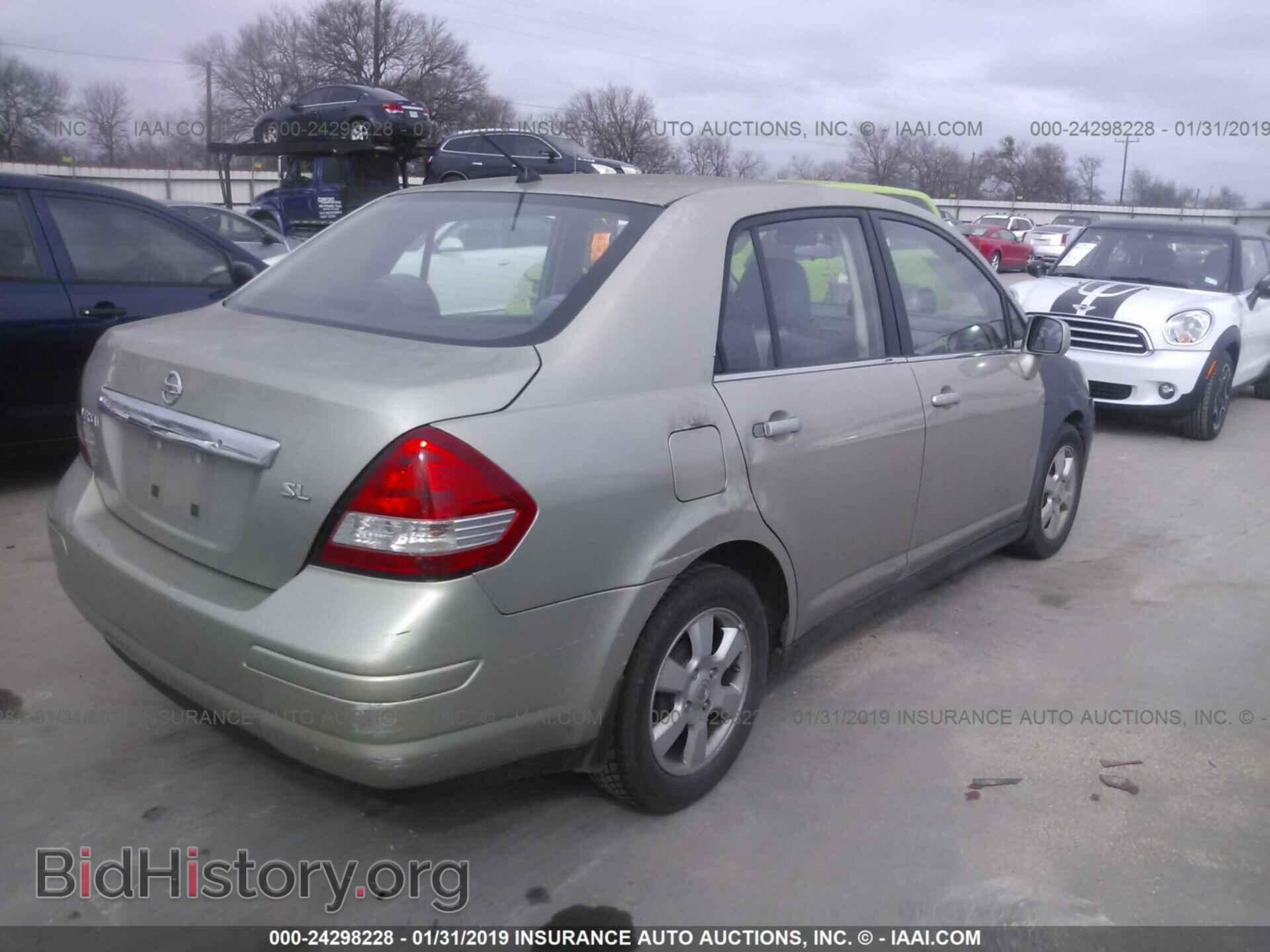 2008 NISSAN VERSA - VIN: 3N1BC11E48L407403 - Фото 4