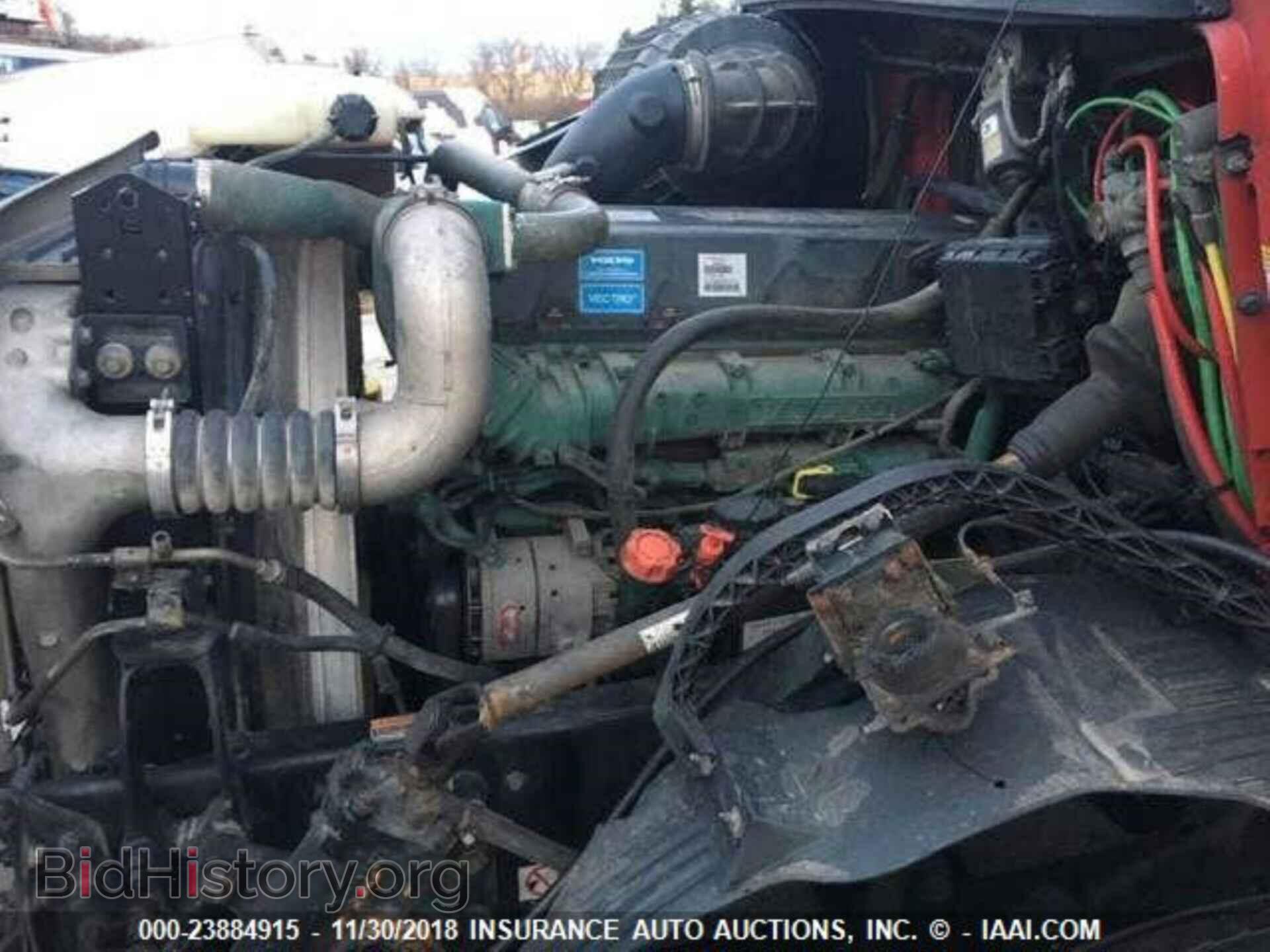 2012 VOLVO VNL - VIN: 4V4NC9EJ6CN542007 - Фото 9