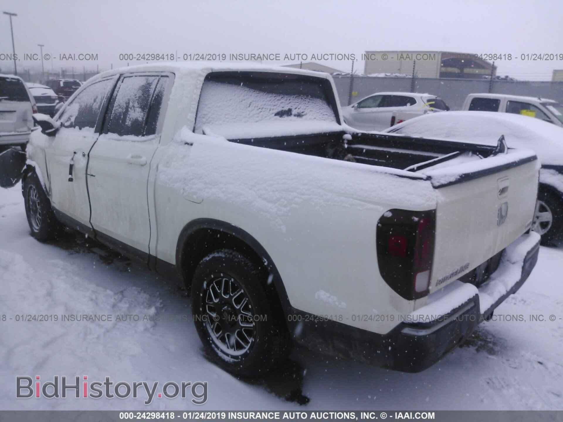 2017 HONDA RIDGELINE - VIN: 5FPYK3F57HB005766 - Фото 3