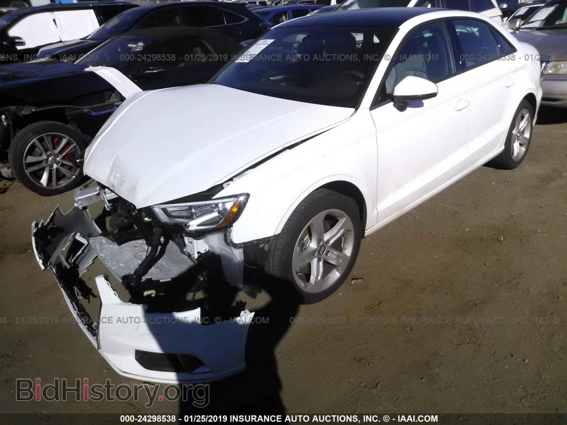 2018 AUDI A3 - VIN: WAUAUGFF8J1045449 - Фото 2