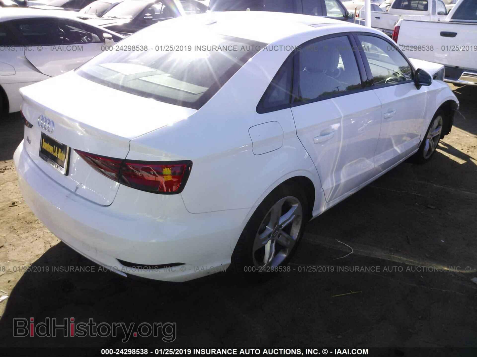 2018 AUDI A3 - VIN: WAUAUGFF8J1045449 - Фото 4