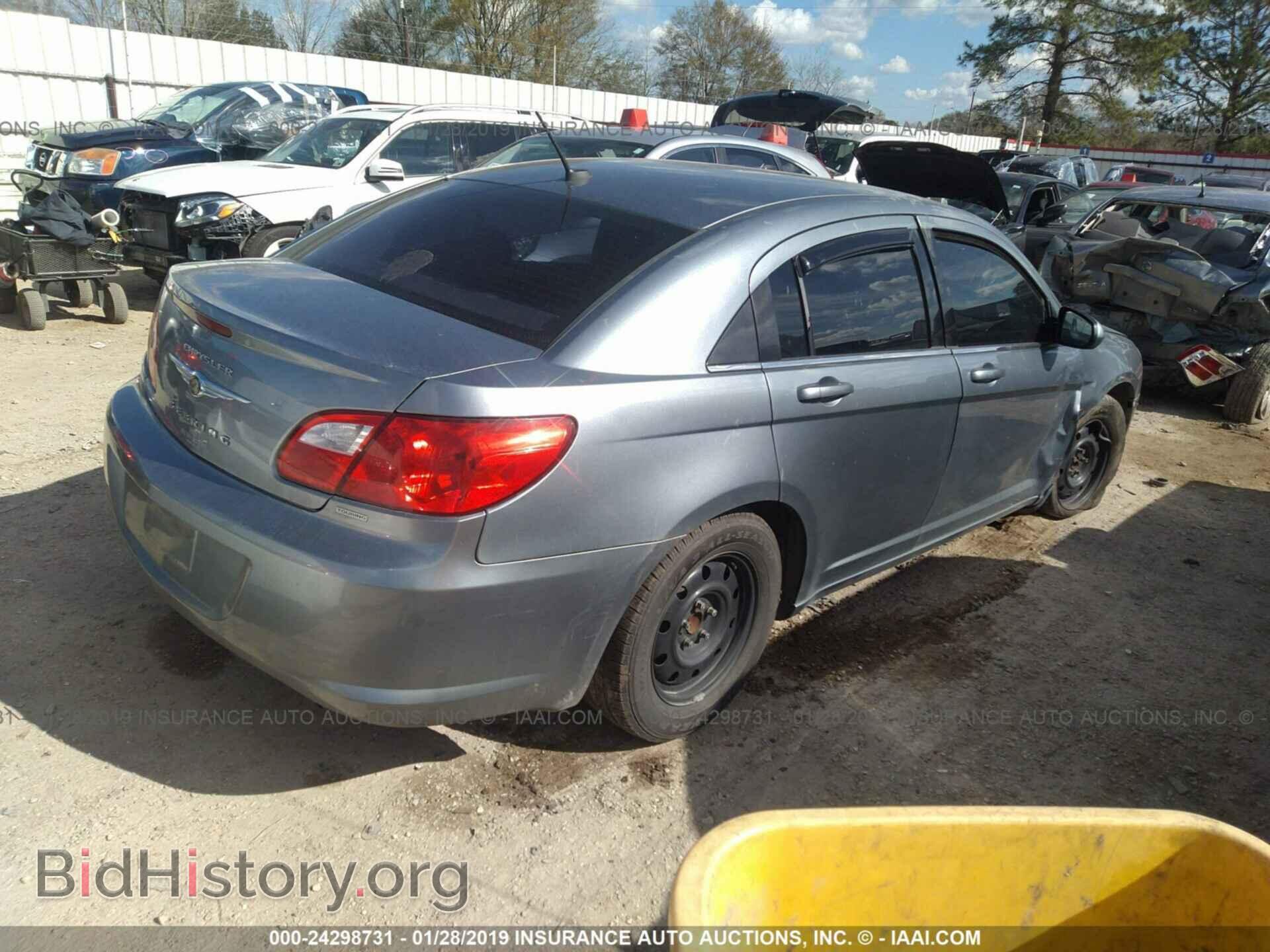 2009 CHRYSLER SEBRING - VIN: 1C3LC56B69N544467 - Фото 4