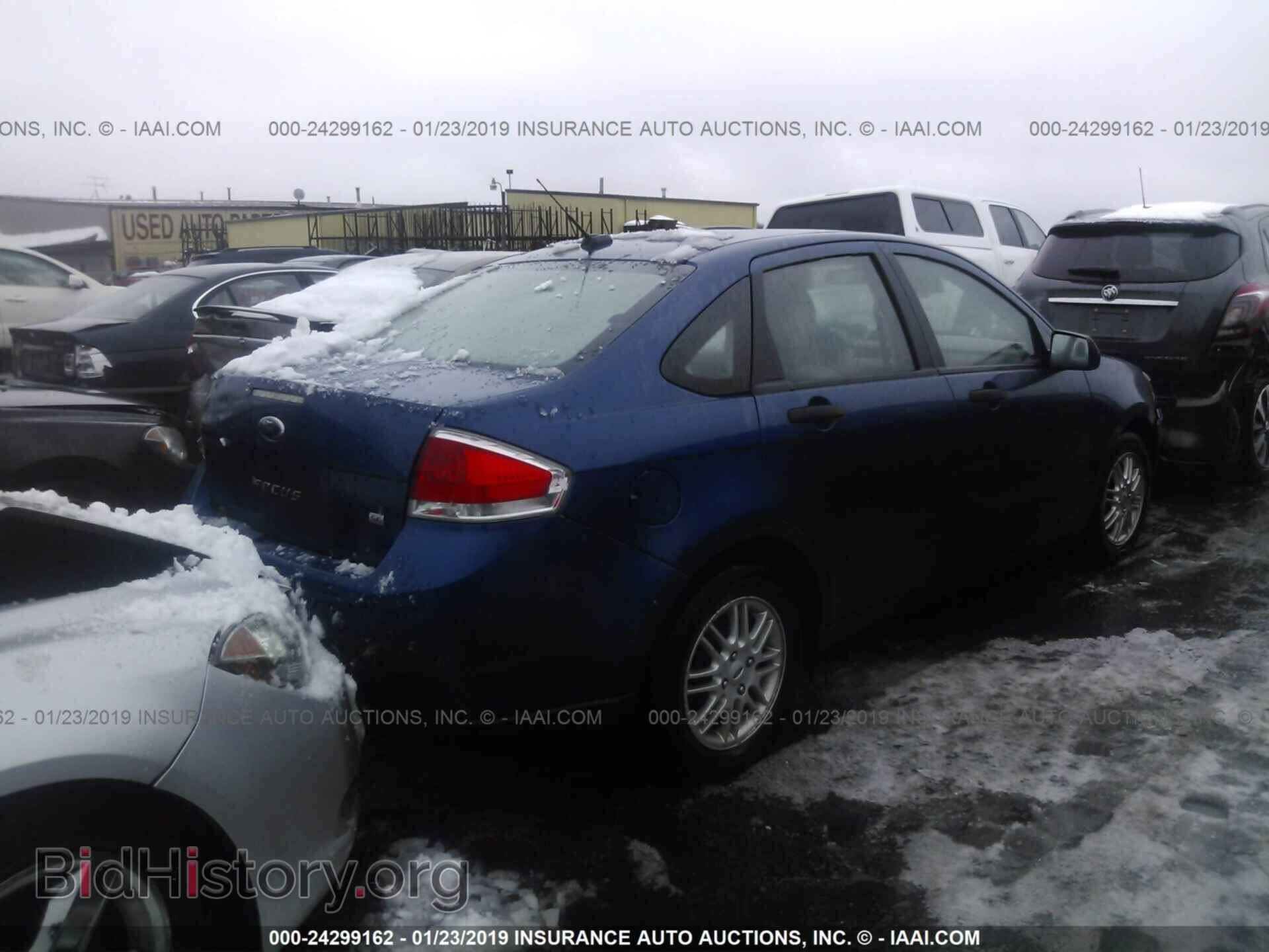 2009 FORD FOCUS - VIN: 1FAHP35N89W238098 - Фото 4