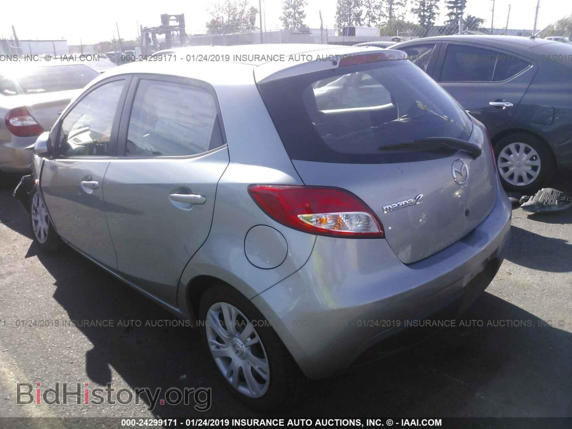 2014 MAZDA MAZDA2 - VIN: JM1DE1KZ4E0175637 - Photo 3