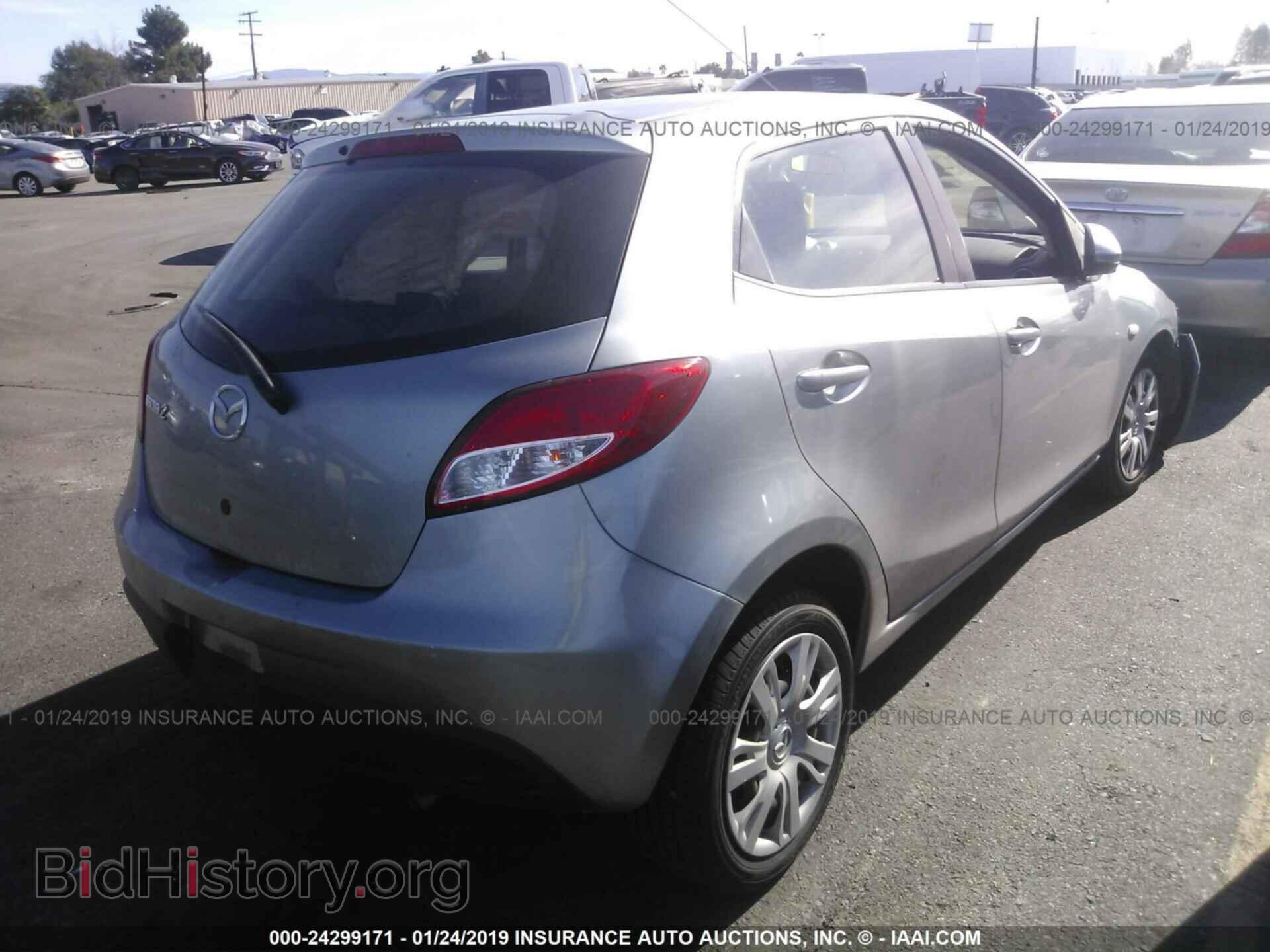 2014 MAZDA MAZDA2 - VIN: JM1DE1KZ4E0175637 - Photo 4