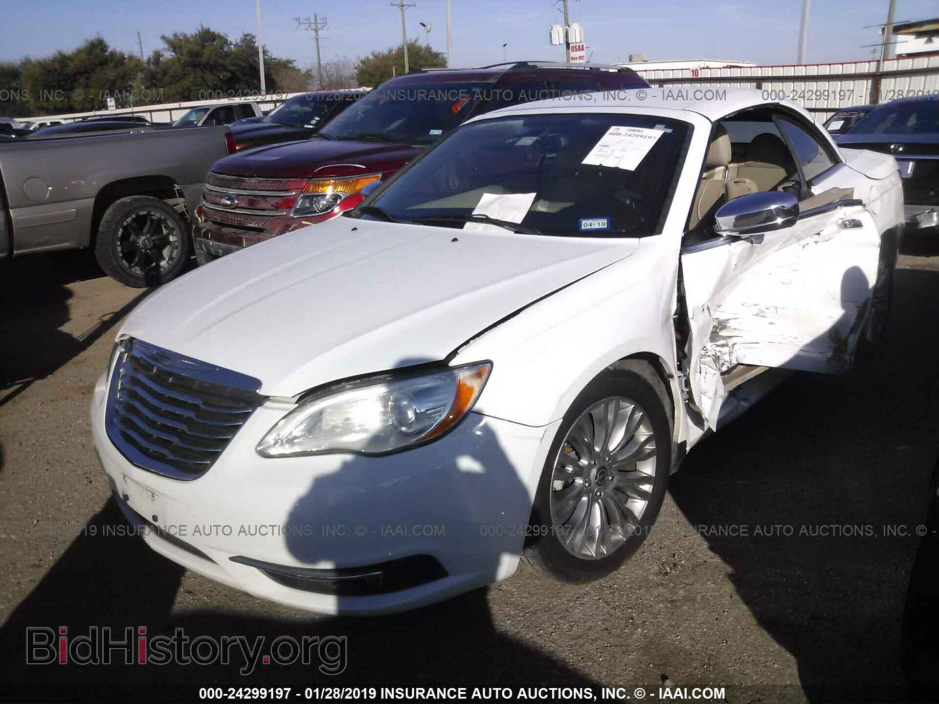 2011 CHRYSLER 200 - VIN: 1C3BC7EG5BN623610 - Photo 2