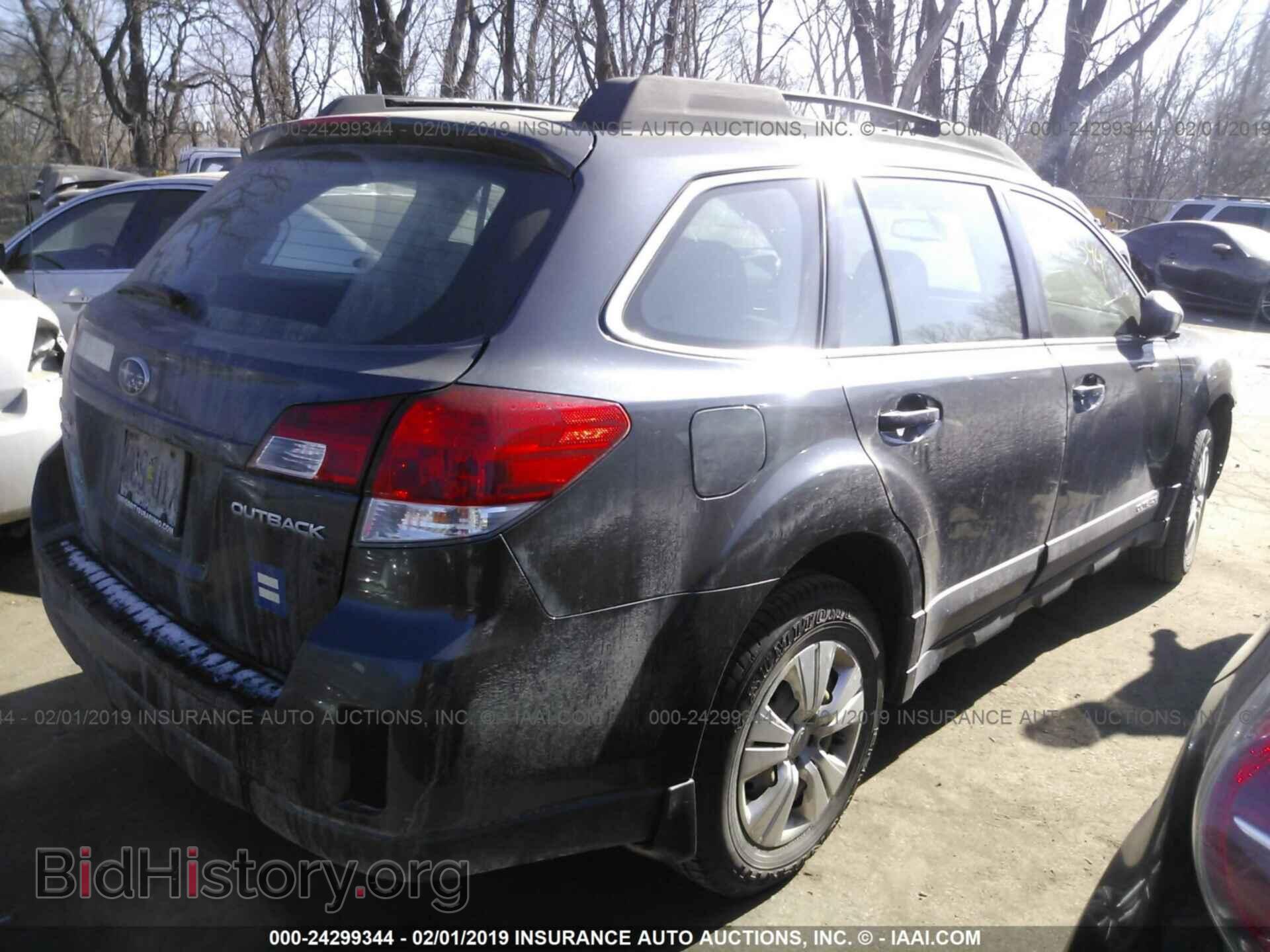 2011 SUBARU OUTBACK - VIN: 4S4BRCACXB3355652 - Фото 4