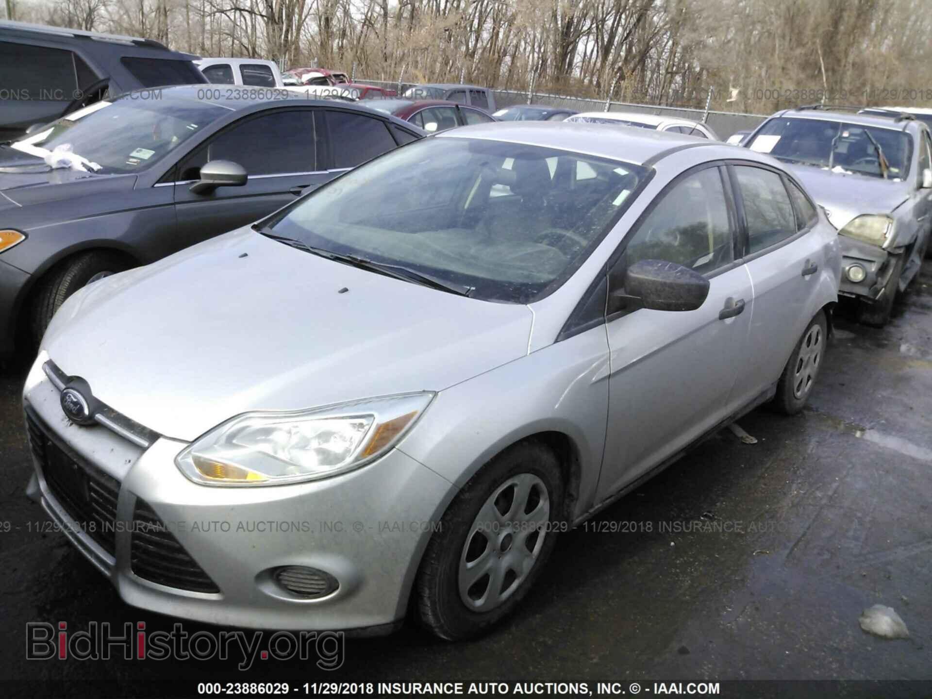 2014 FORD FOCUS - VIN: 1FADP3E23EL208796 - Фото 2