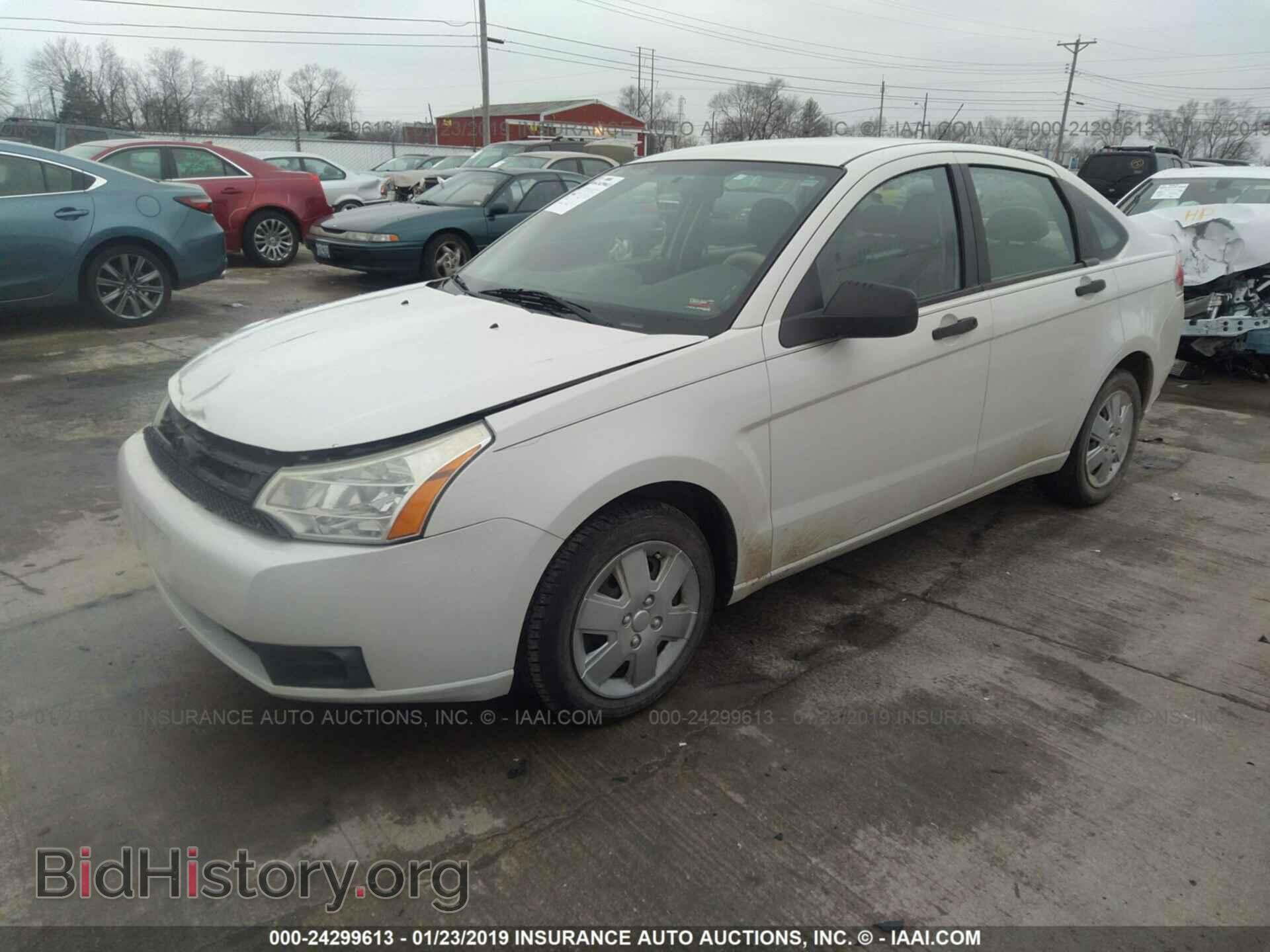 2009 FORD FOCUS - VIN: 1FAHP34N99W199412 - Фото 2