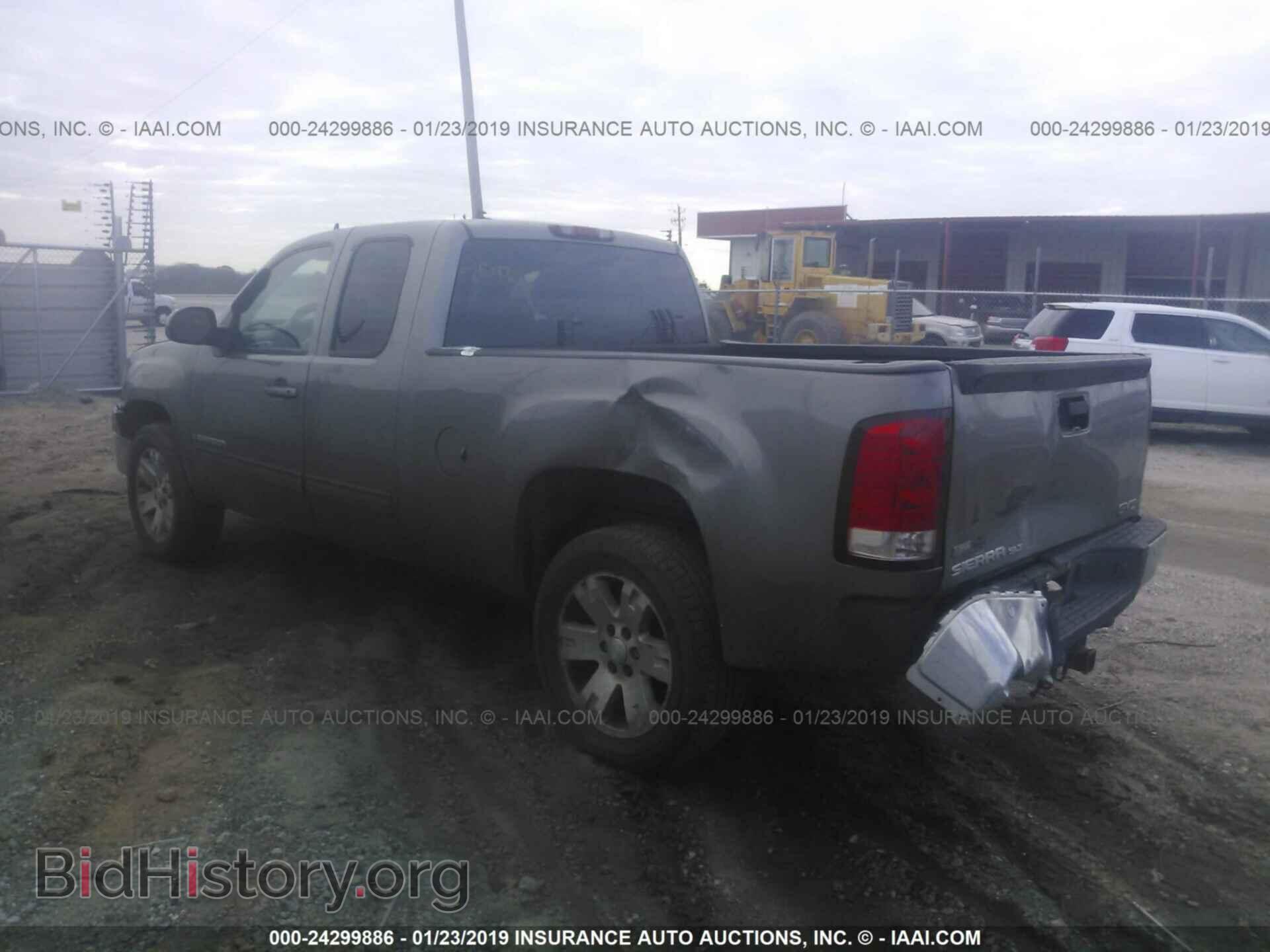 2007 GMC NEW SIERRA - VIN: 1GTEC19037Z576385 - Фото 3