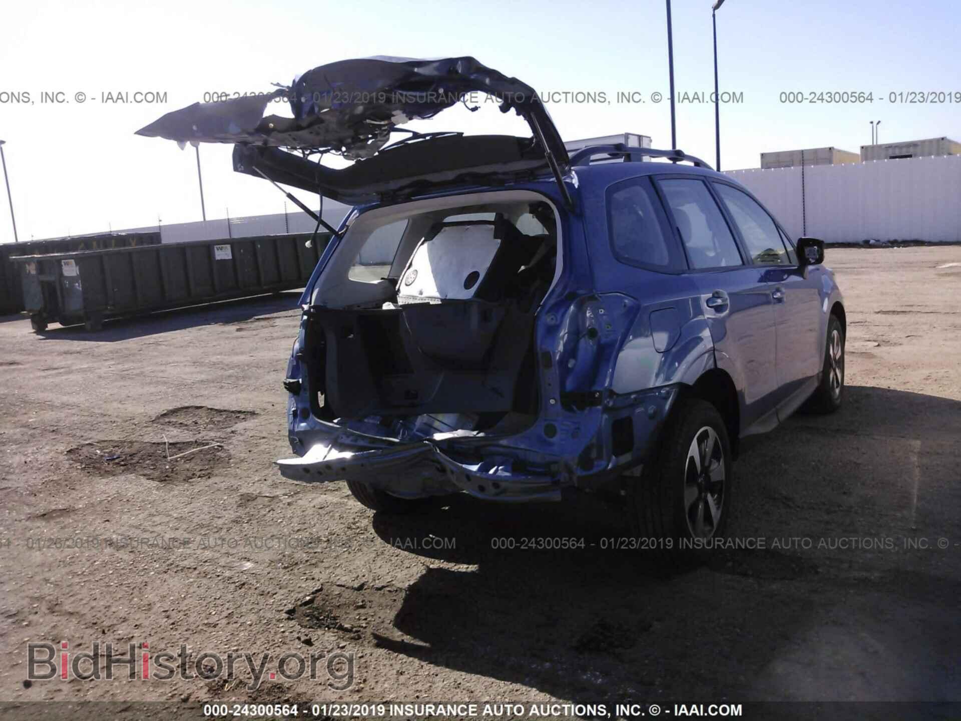 2018 SUBARU FORESTER - VIN: JF2SJABC9JH518566 - Фото 4