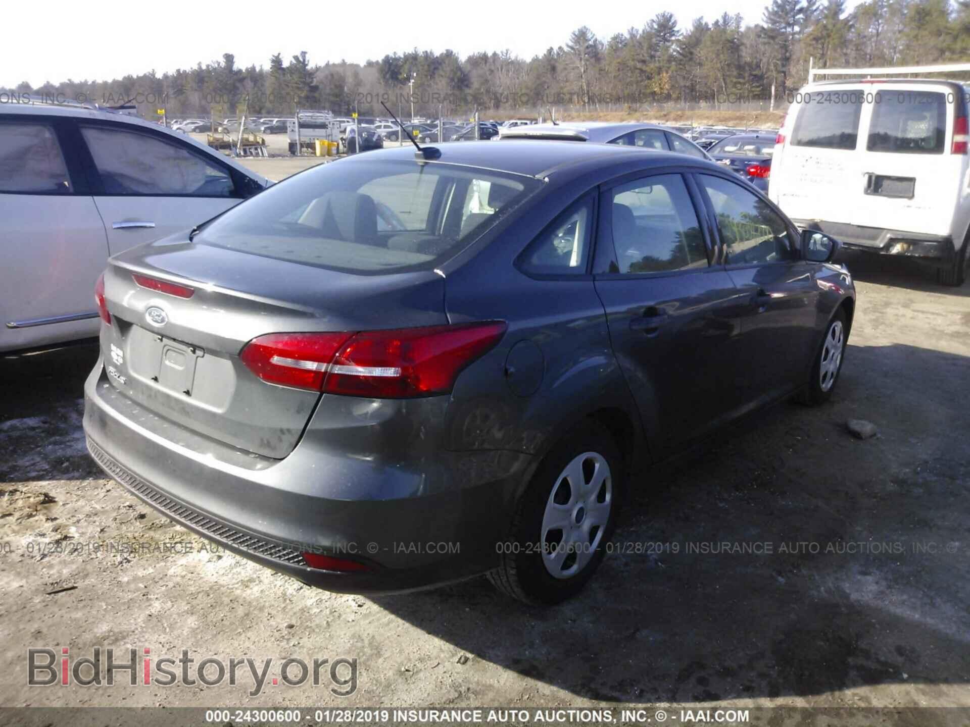 2017 FORD FOCUS - VIN: 1FADP3E2XHL274010 - Photo 4