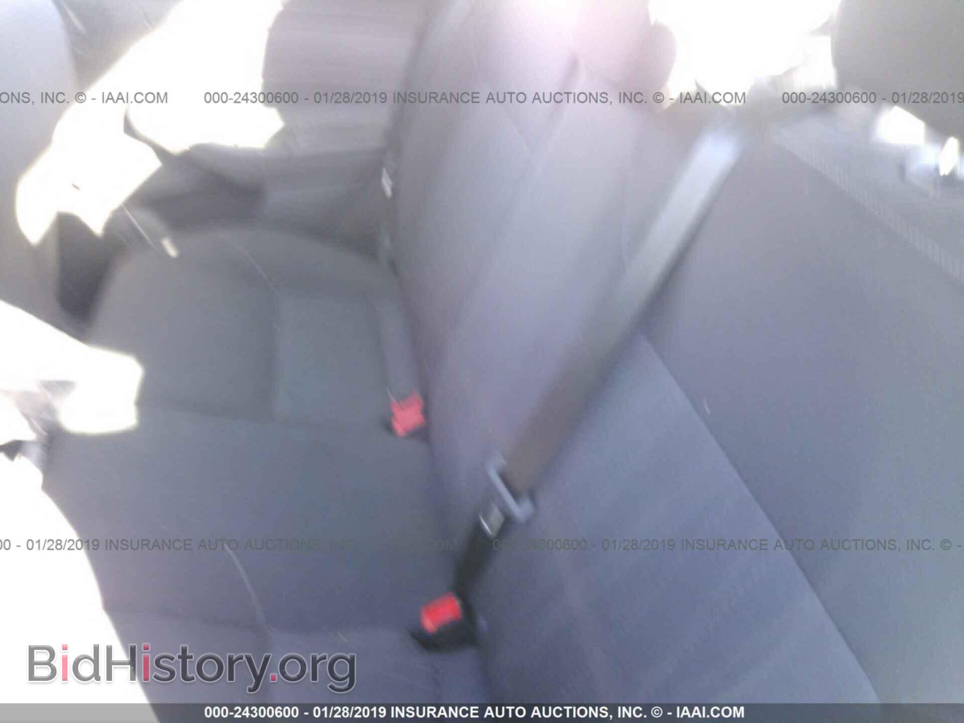 2017 FORD FOCUS - VIN: 1FADP3E2XHL274010 - Photo 8