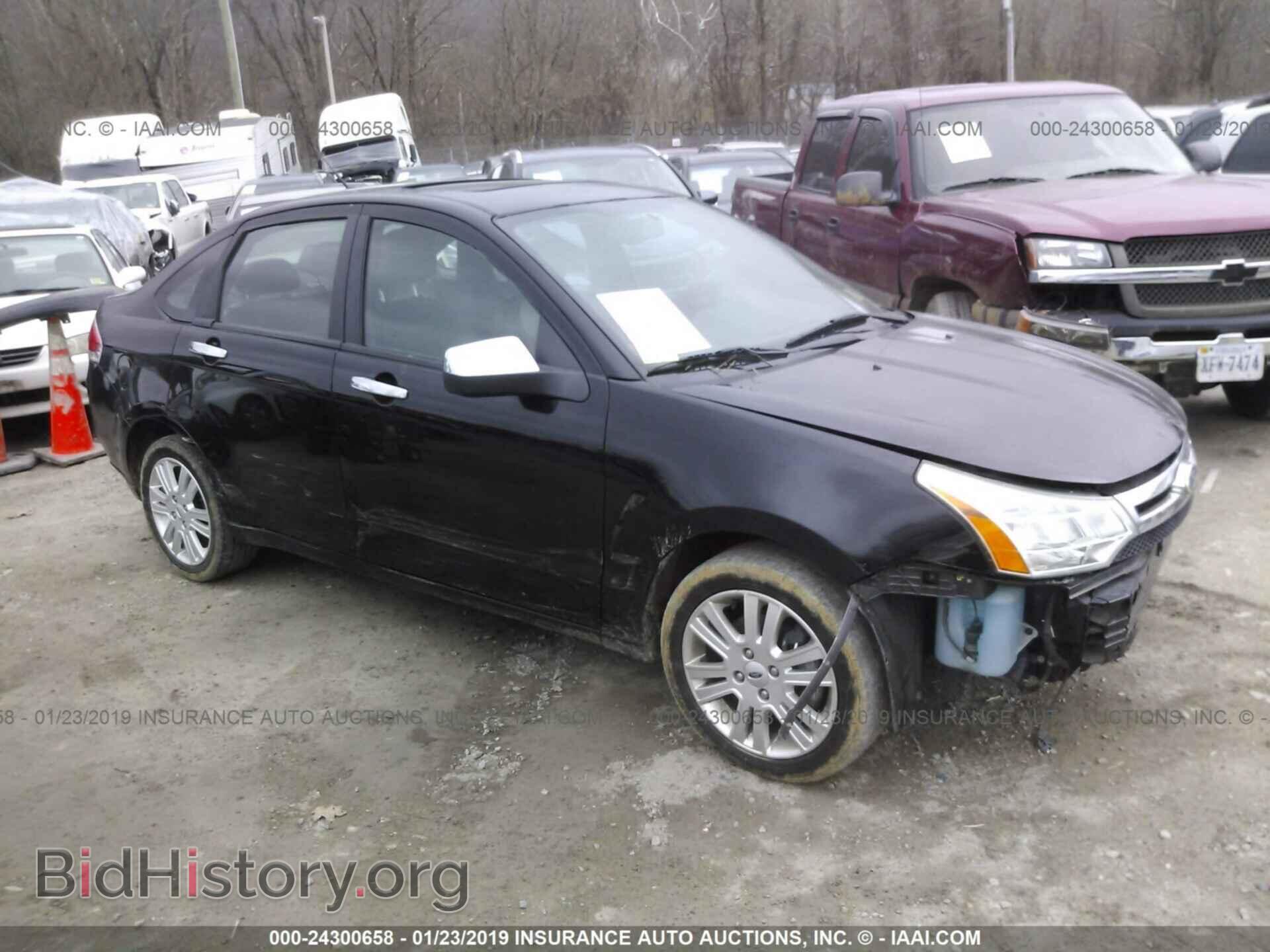 Photo 1FAHP3HN5BW143273 - FORD FOCUS 2011