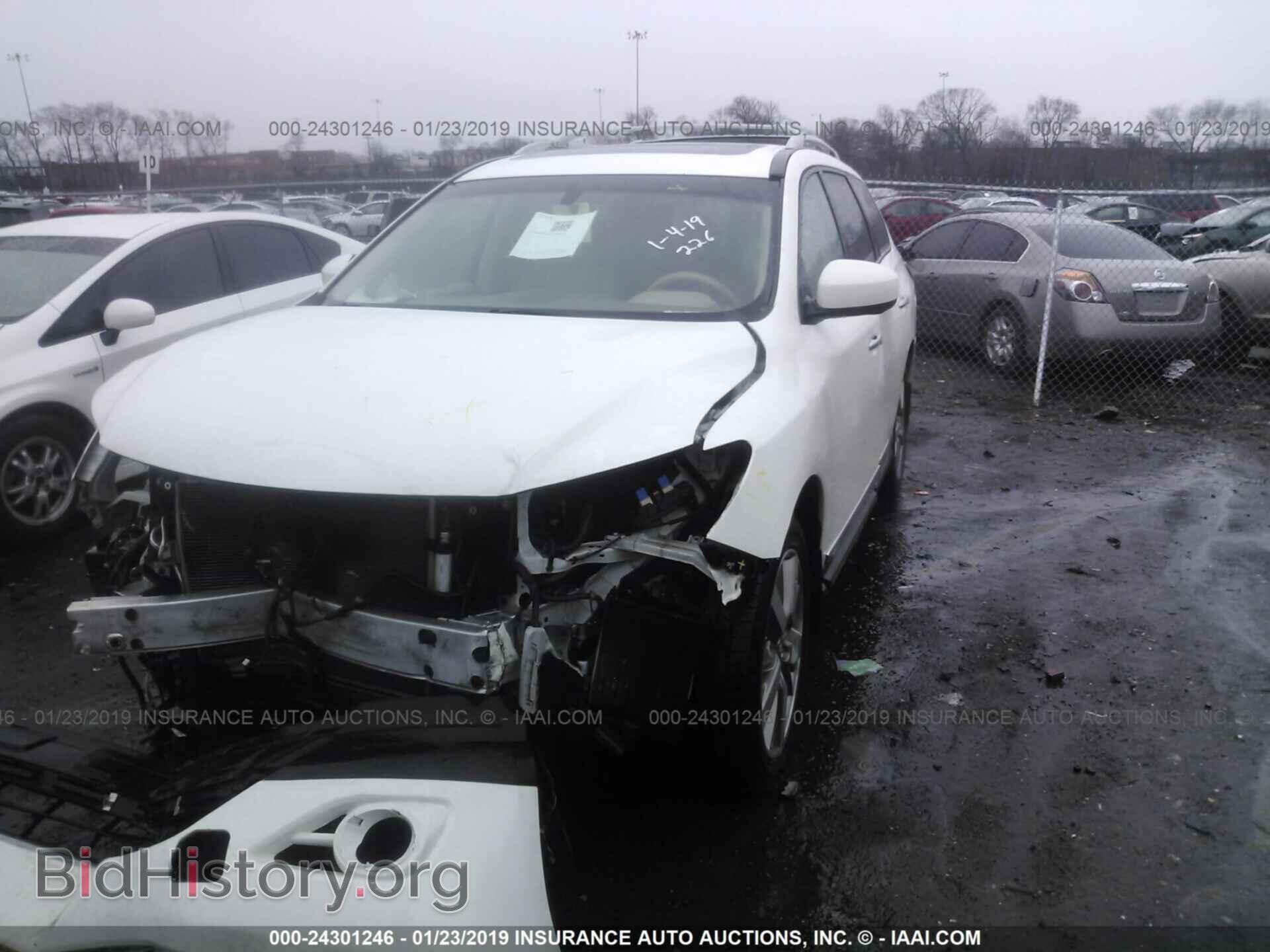 2014 NISSAN PATHFINDER - VIN: 5N1AR2MN7EC617571 - Фото 2