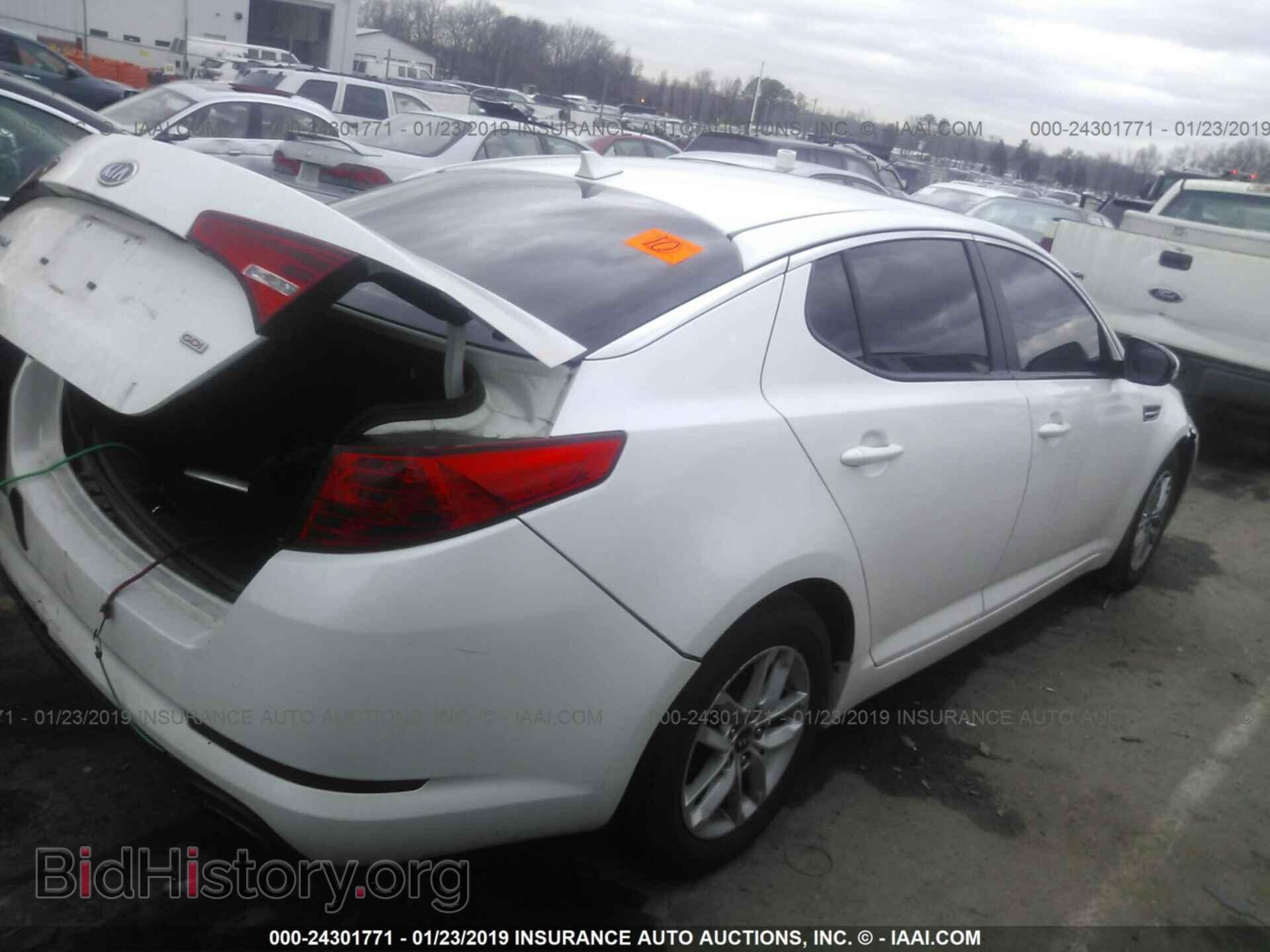 2011 KIA OPTIMA - VIN: KNAGM4A76B5057196 - Фото 4