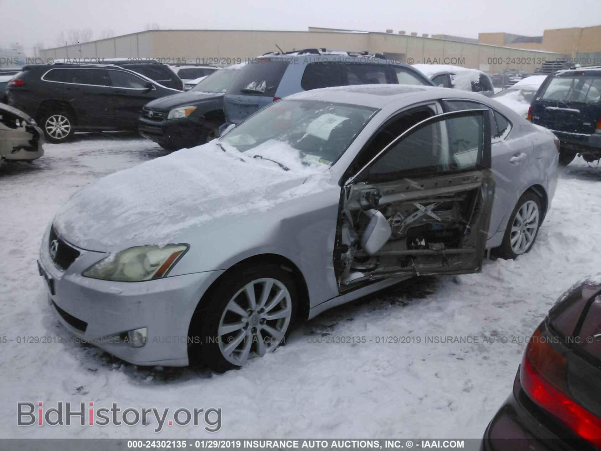 2008 LEXUS IS - VIN: JTHCK262382024867 - Фото 2