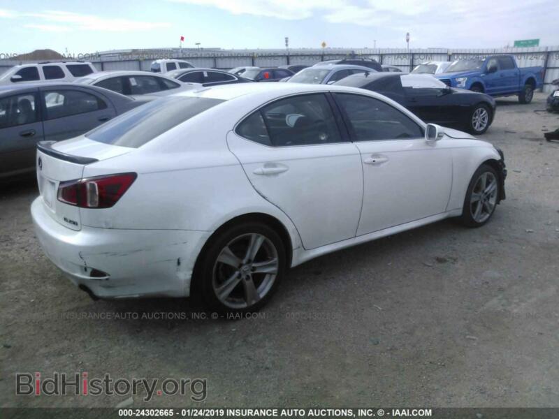 2011 Lexus IS (VIN JTHBF5C28B5138309) — фото 4 из 10