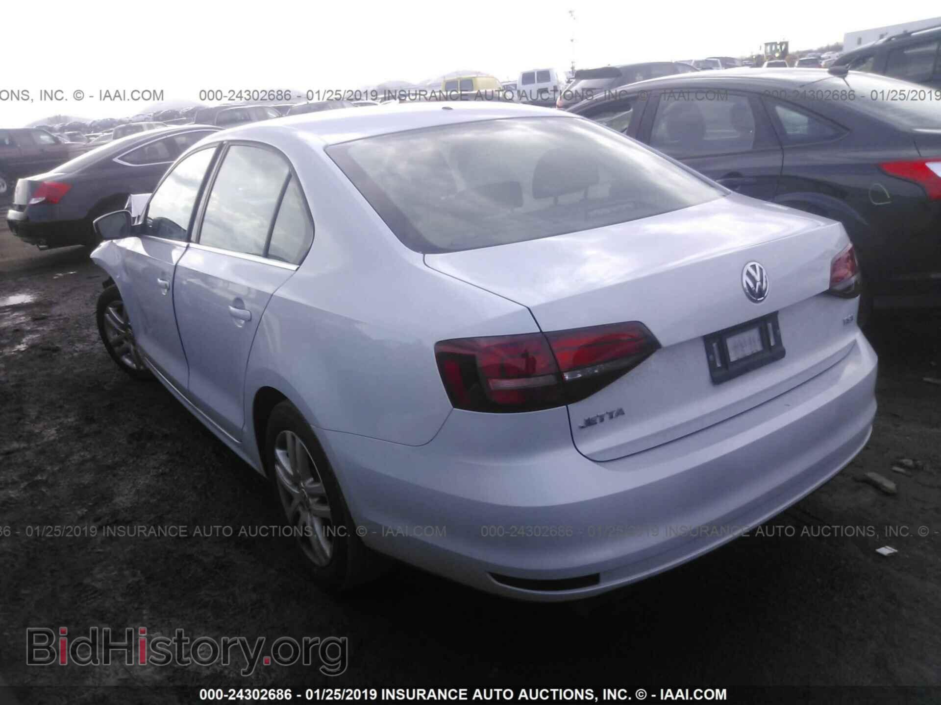 2017 VOLKSWAGEN JETTA - VIN: 3VW2B7AJ2HM311910 - Фото 3