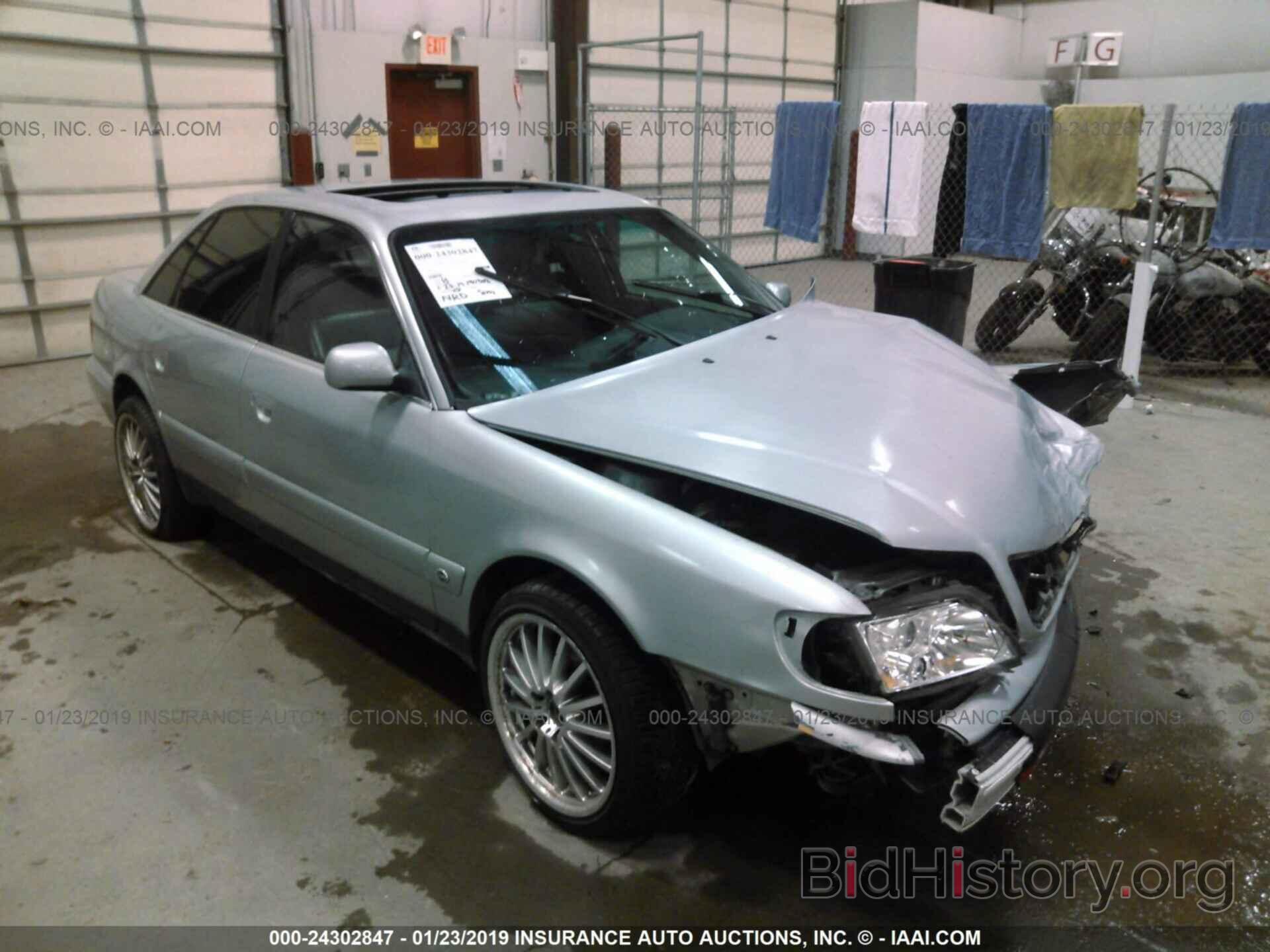 Photo WAUGA84A9TN051434 - AUDI A6 1996