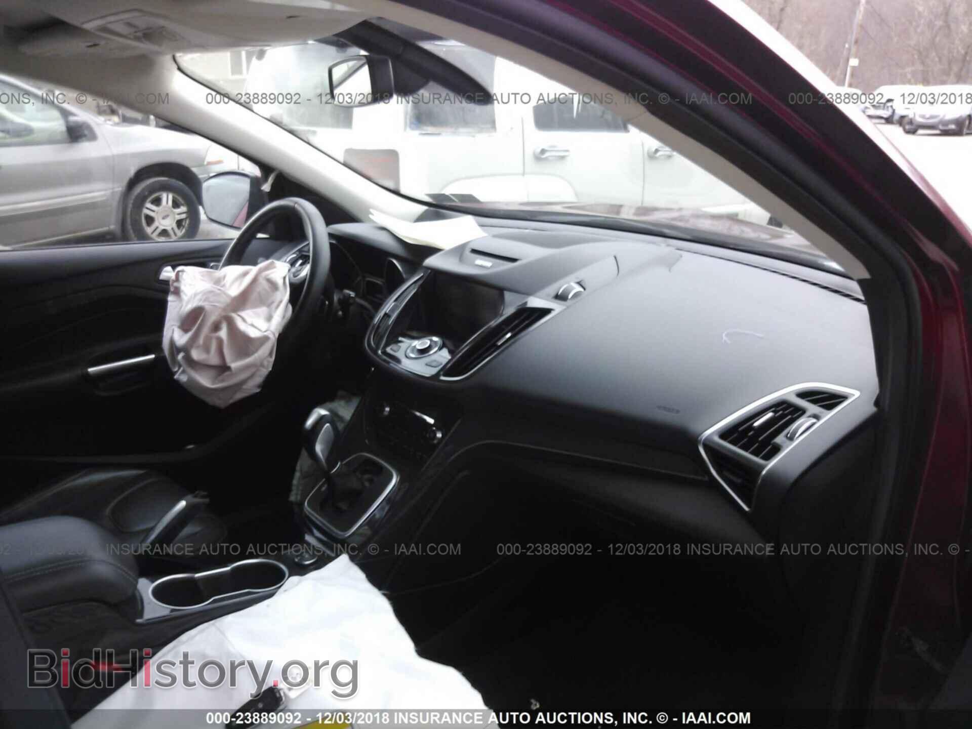 2018 KIA SORENTO - VIN: 5XYPKDA56JG354739 - Фото 5